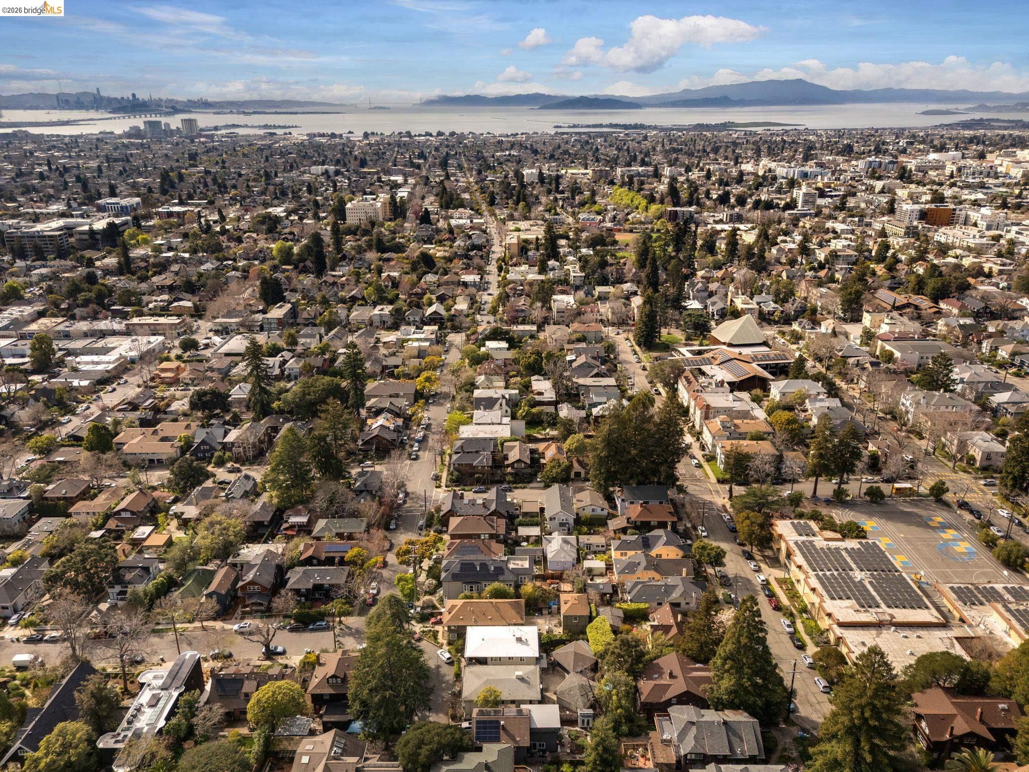 Detail Gallery Image 15 of 22 For 2817 Palm Ct, Berkeley,  CA 94705 - – Beds | – Baths