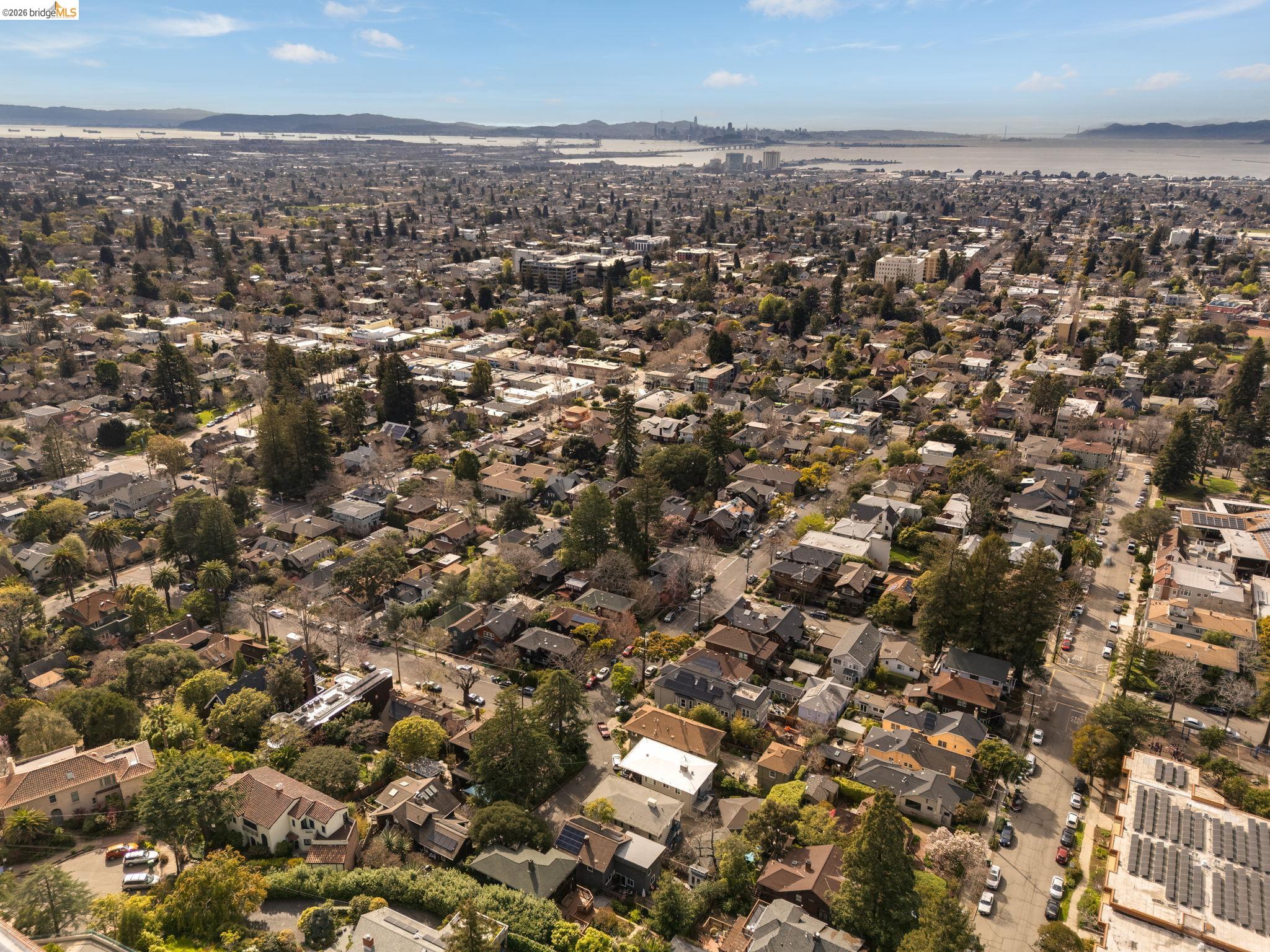 Detail Gallery Image 16 of 22 For 2817 Palm Ct, Berkeley,  CA 94705 - – Beds | – Baths