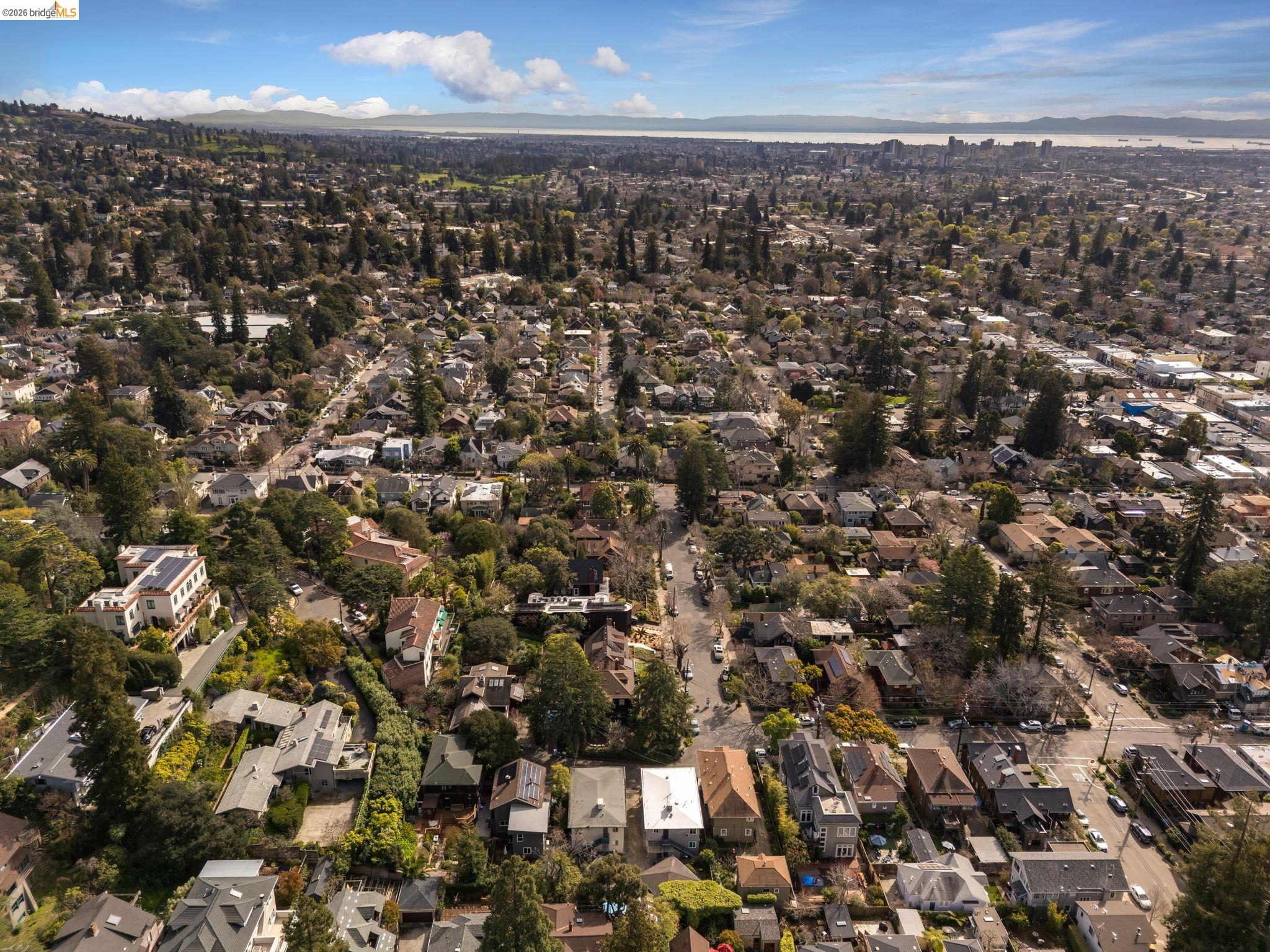 Detail Gallery Image 17 of 22 For 2817 Palm Ct, Berkeley,  CA 94705 - – Beds | – Baths