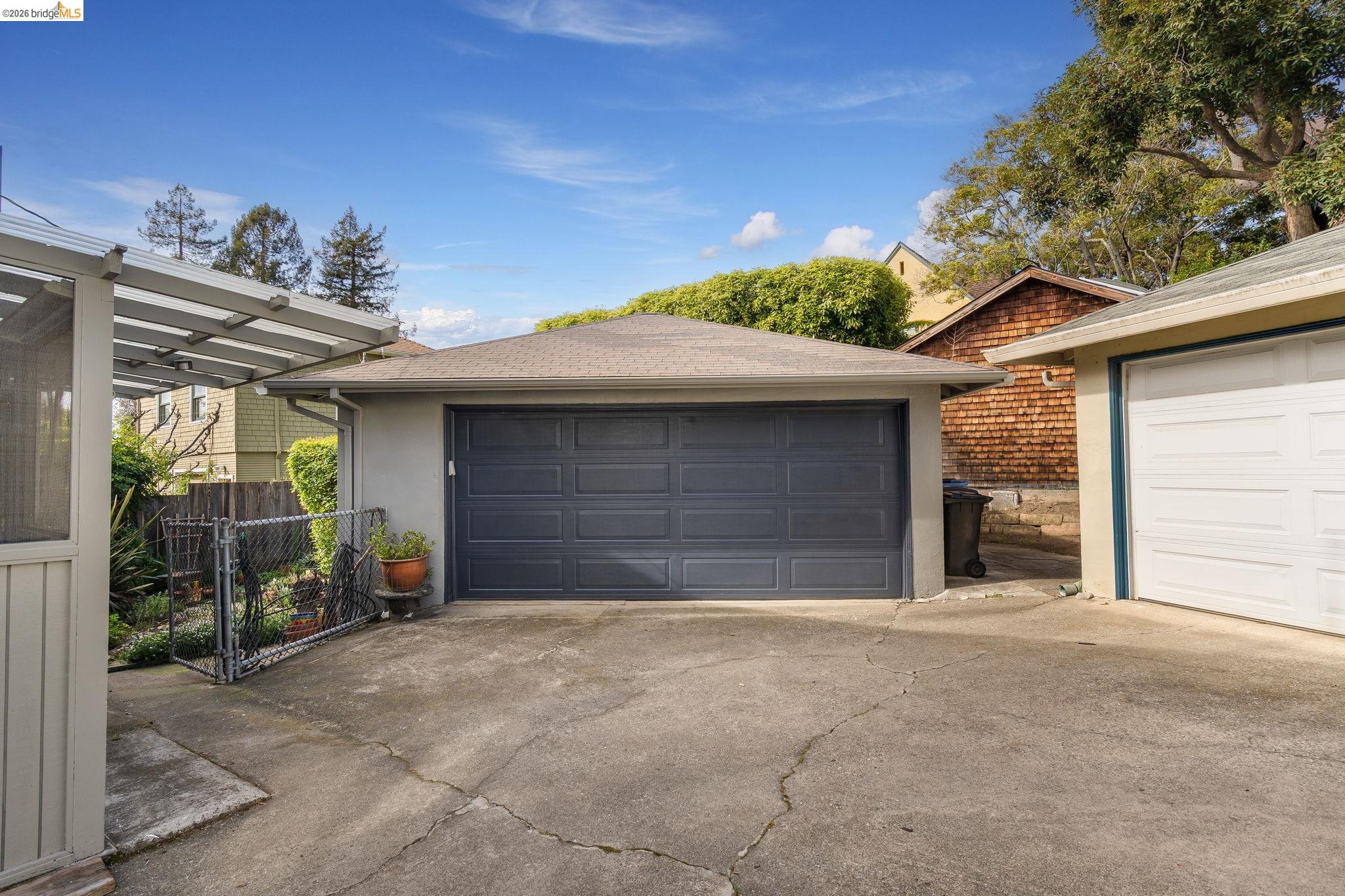 Detail Gallery Image 8 of 22 For 2817 Palm Ct, Berkeley,  CA 94705 - – Beds | – Baths