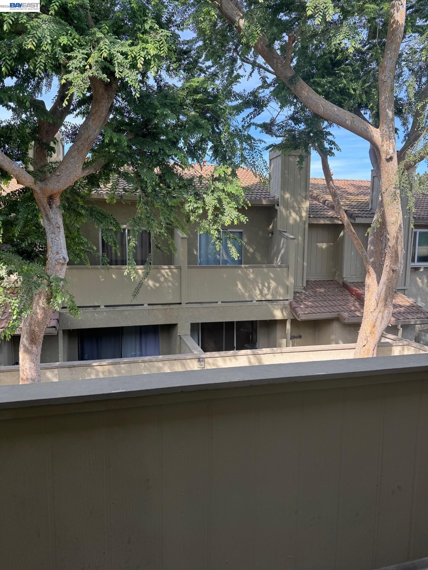 Detail Gallery Image 18 of 26 For 2116 Mt. Vernon Dr. #C,  Modesto,  CA 95350-8920 - 3 Beds | 2 Baths