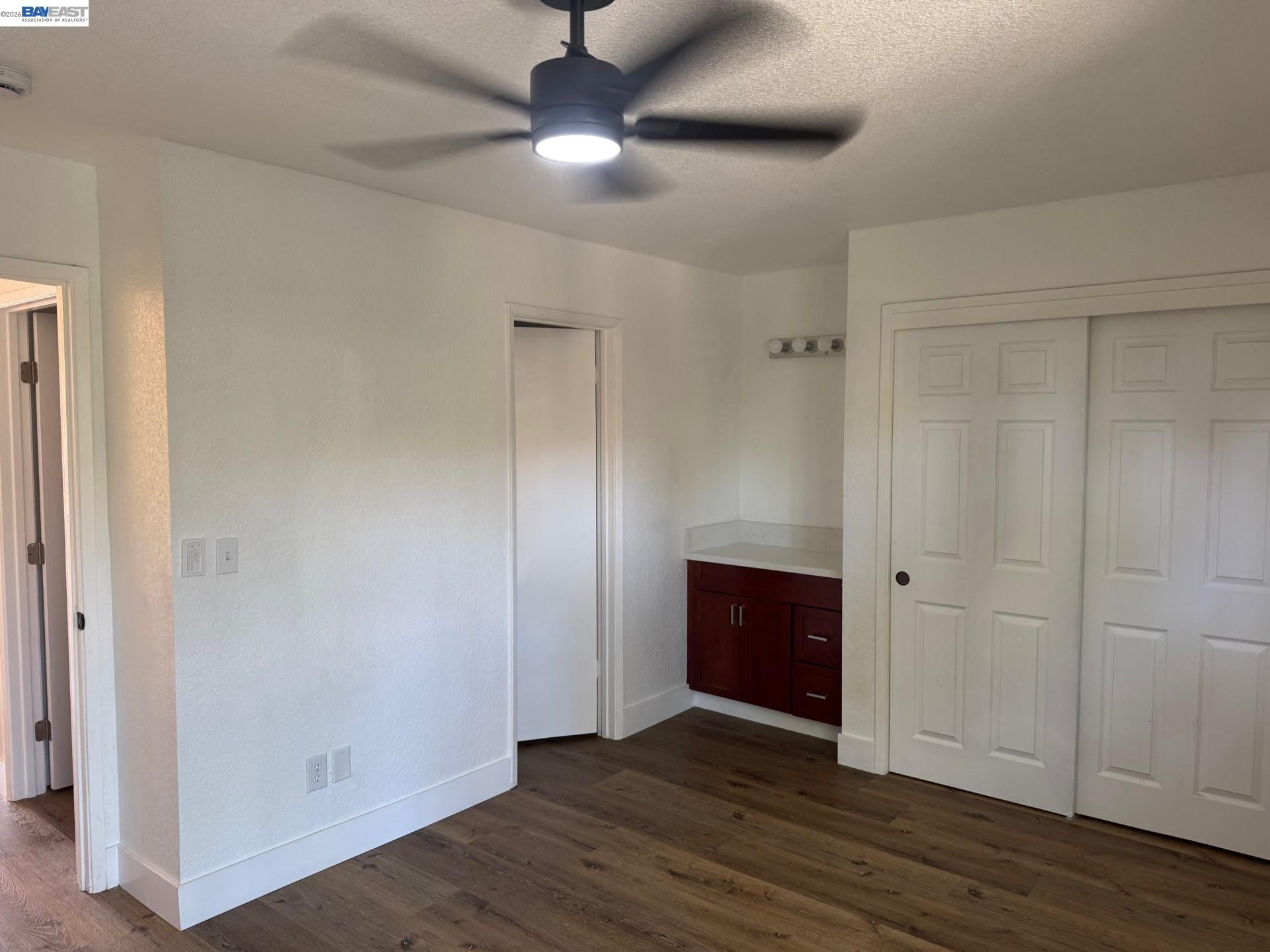 Detail Gallery Image 19 of 26 For 2116 Mt. Vernon Dr. #C,  Modesto,  CA 95350-8920 - 3 Beds | 2 Baths