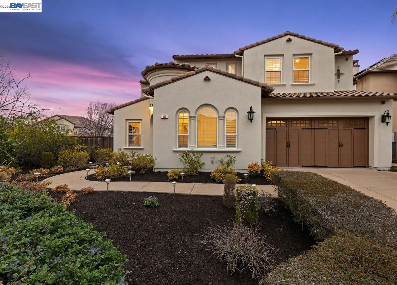 Front Image Thumbnail for BE41125096