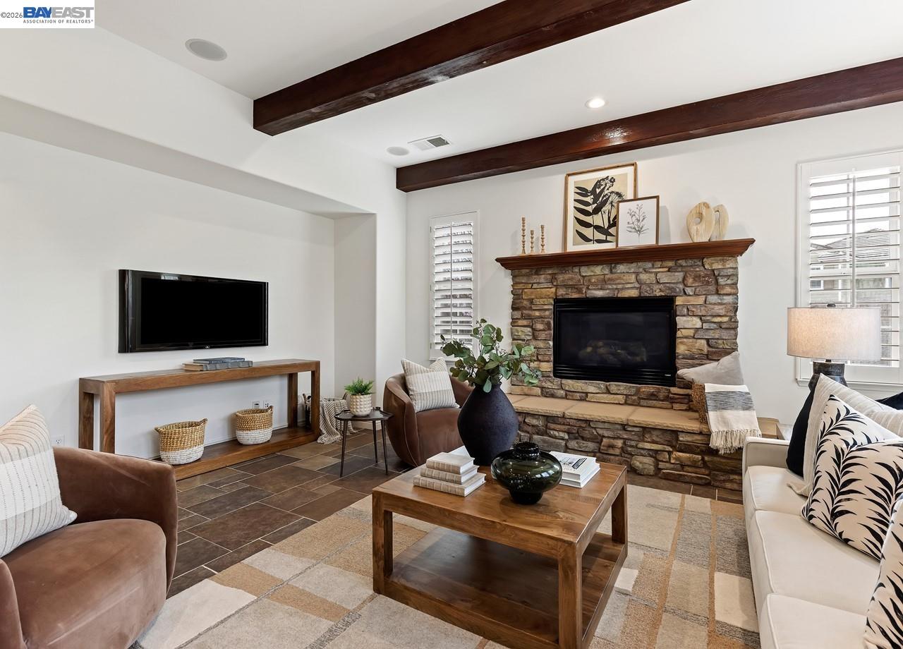 Detail Gallery Image 13 of 60 For 301 Friesian Ct, Danville,  CA 94506 - 4 Beds | 4/1 Baths