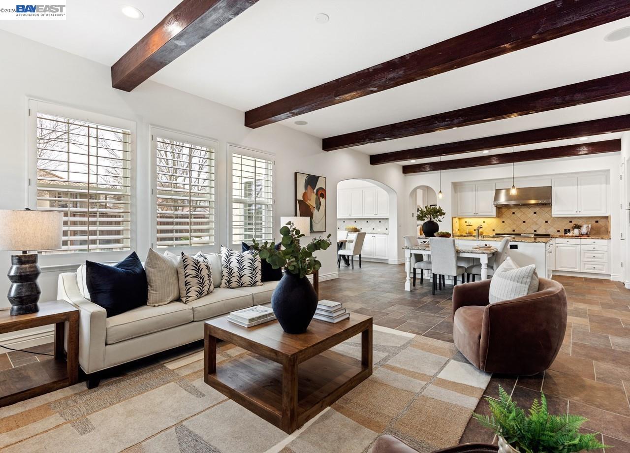 Detail Gallery Image 14 of 60 For 301 Friesian Ct, Danville,  CA 94506 - 4 Beds | 4/1 Baths