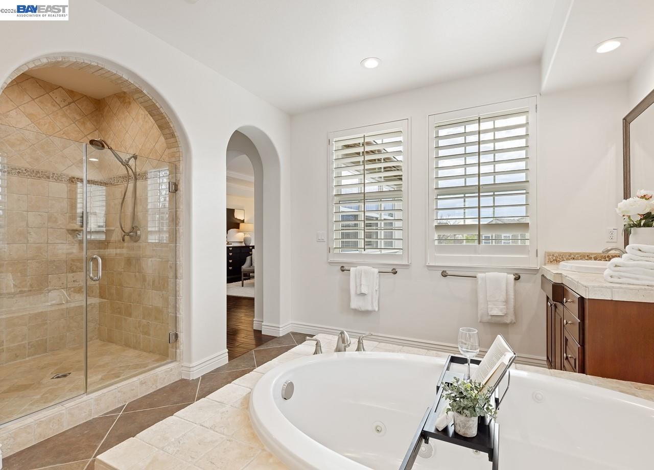 Detail Gallery Image 38 of 60 For 301 Friesian Ct, Danville,  CA 94506 - 4 Beds | 4/1 Baths