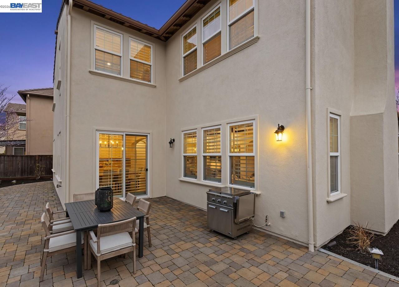 Detail Gallery Image 50 of 60 For 301 Friesian Ct, Danville,  CA 94506 - 4 Beds | 4/1 Baths