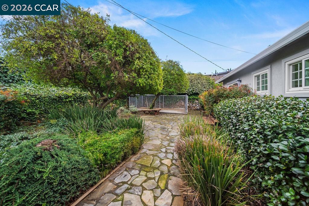 Detail Gallery Image 31 of 48 For 1506 N El Camino Dr, Clayton,  CA 94517 - 3 Beds | 2 Baths