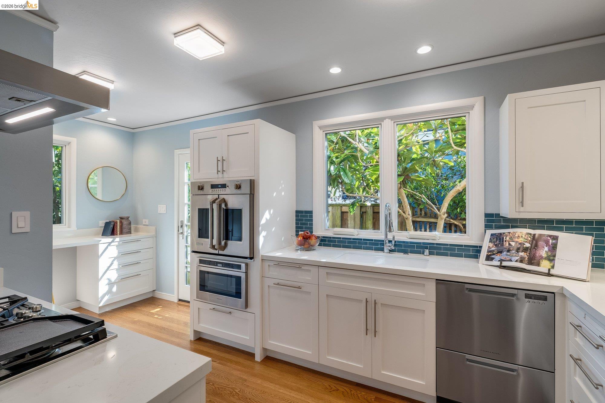 Detail Gallery Image 10 of 40 For 265 Purdue Ave, Kensington,  CA 94708 - 2 Beds | 2 Baths