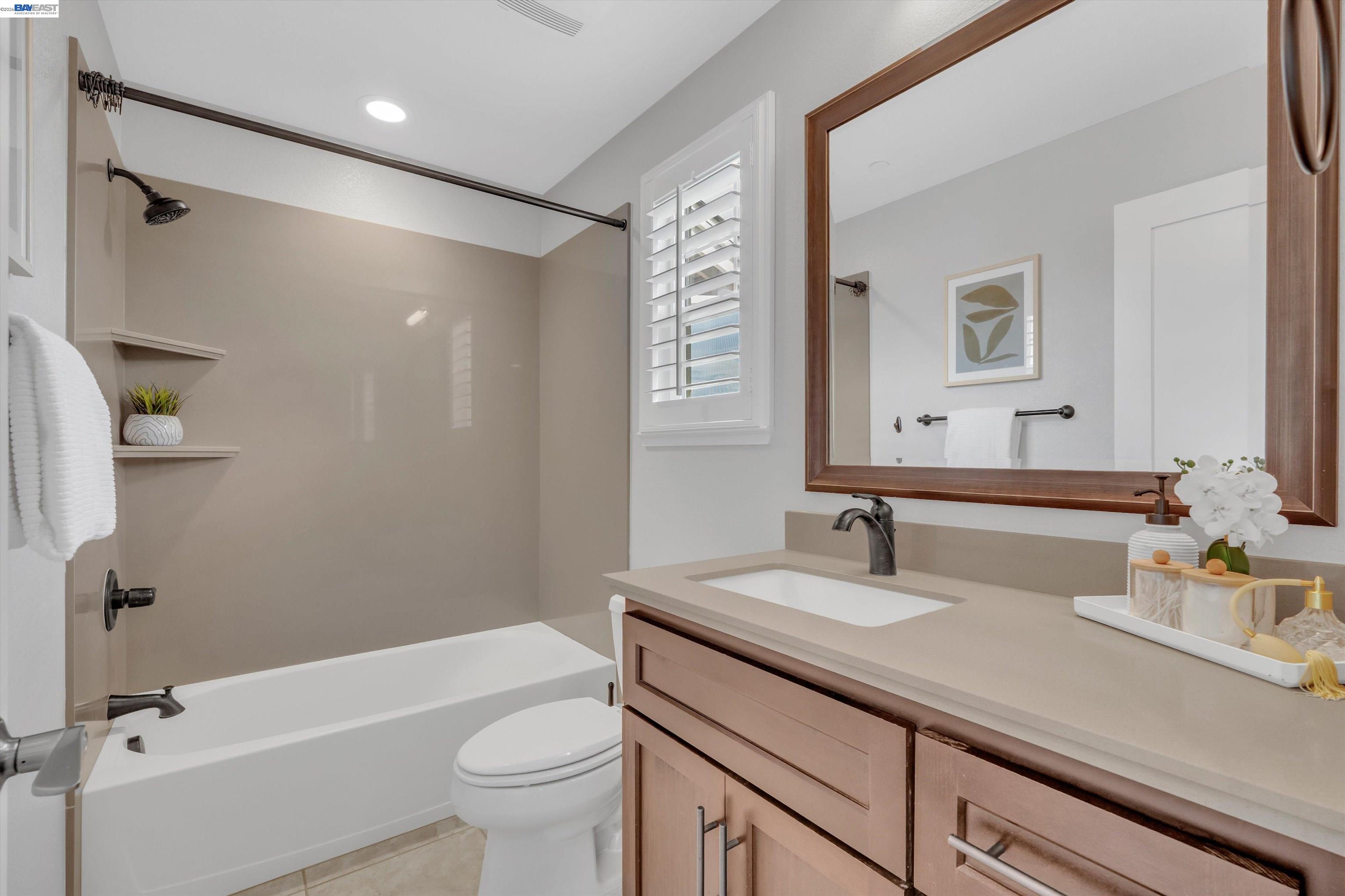 Detail Gallery Image 24 of 40 For 333 Basswood Cmn #14,  Livermore,  CA 94551 - 2 Beds | 2/1 Baths