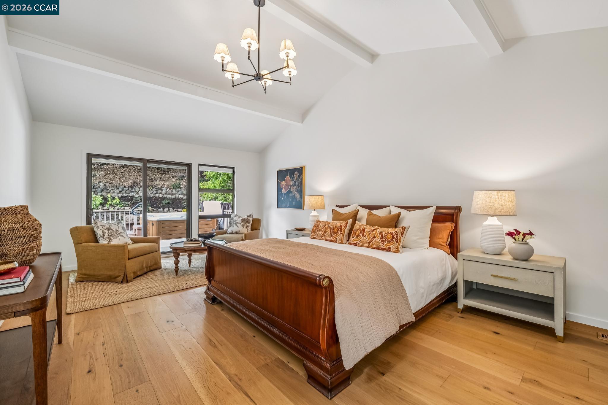 Detail Gallery Image 31 of 58 For 147 Amber Valley Dr, Orinda,  CA 94563 - 4 Beds | 4 Baths