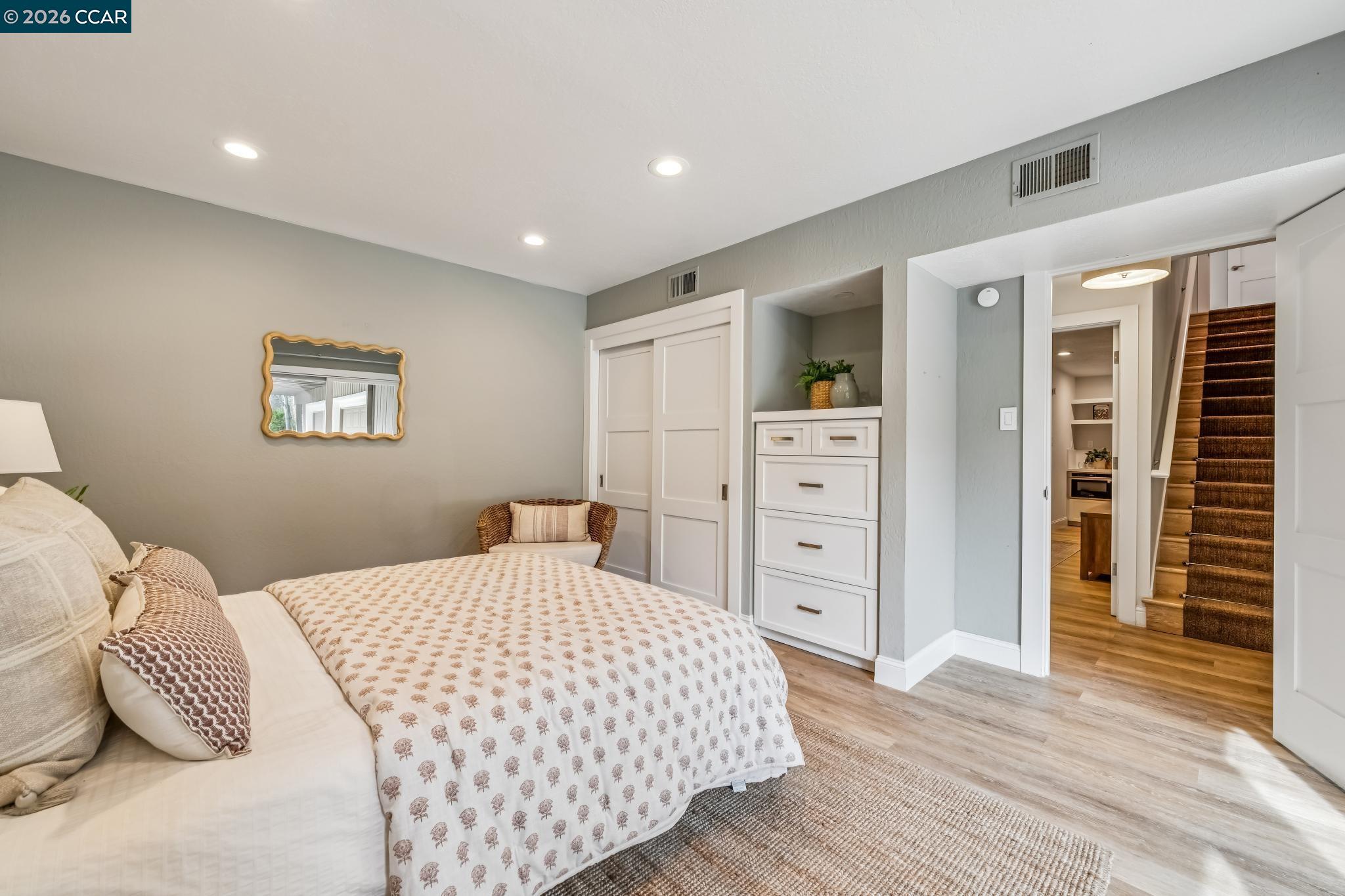 Detail Gallery Image 43 of 58 For 147 Amber Valley Dr, Orinda,  CA 94563 - 4 Beds | 4 Baths