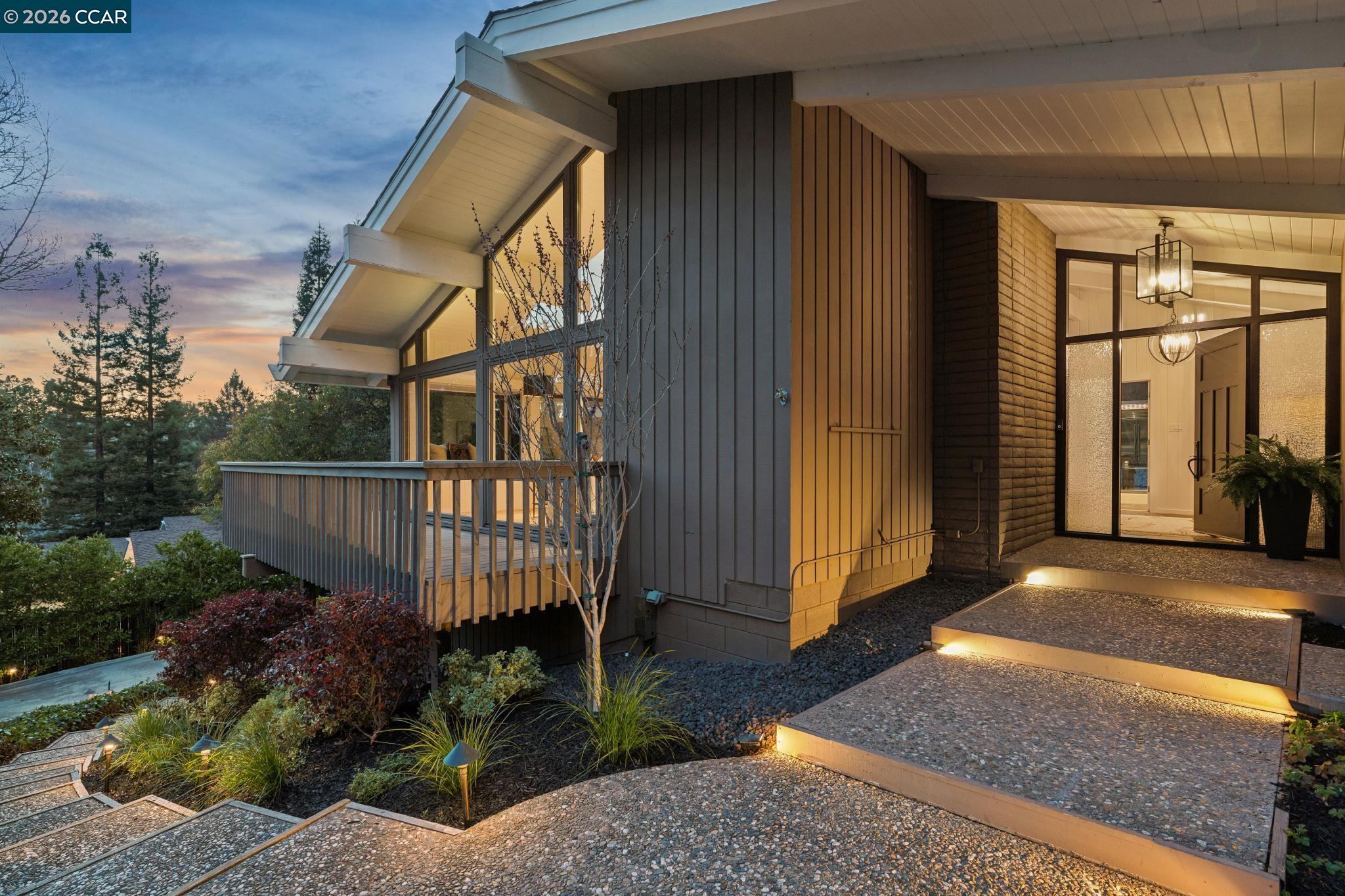 Detail Gallery Image 57 of 58 For 147 Amber Valley Dr, Orinda,  CA 94563 - 4 Beds | 4 Baths