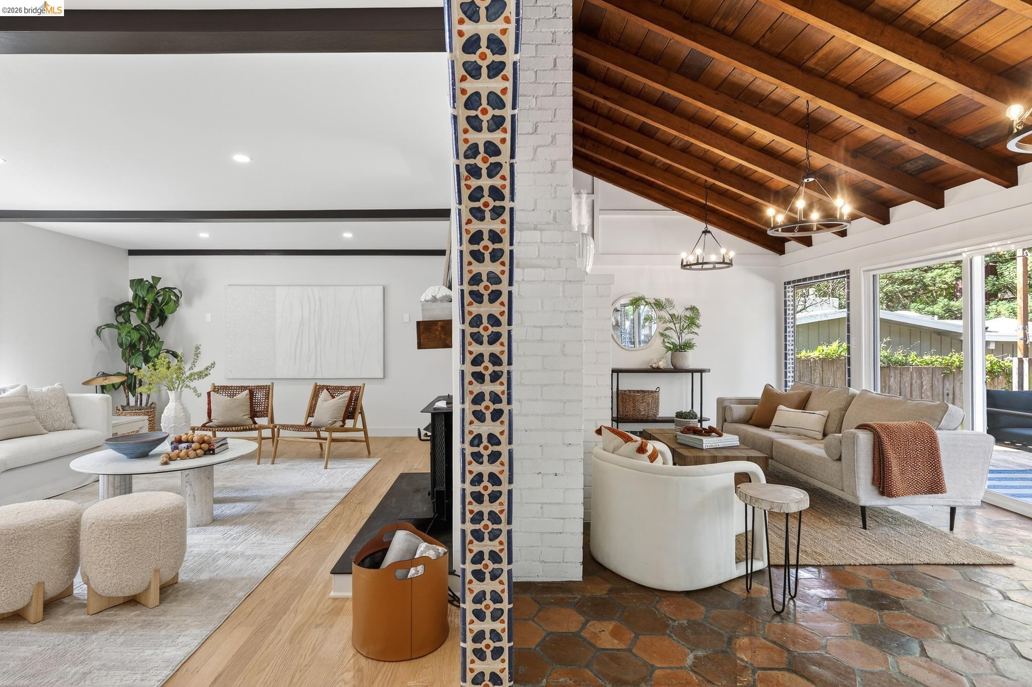 Detail Gallery Image 40 of 59 For 5914 Thornhill Drive, Oakland,  CA 94611 - 3 Beds | 2 Baths