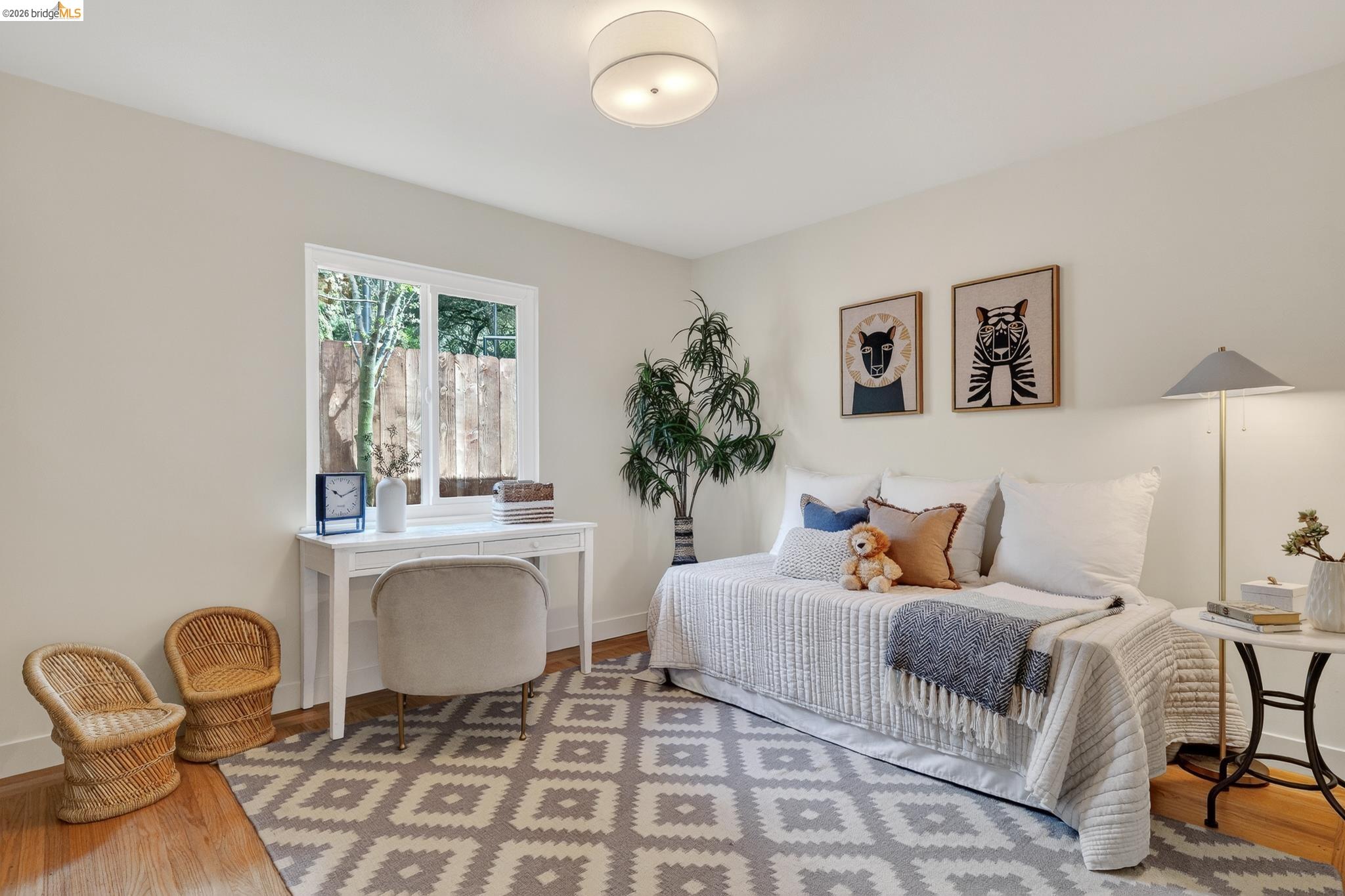 Detail Gallery Image 45 of 59 For 5914 Thornhill Drive, Oakland,  CA 94611 - 3 Beds | 2 Baths