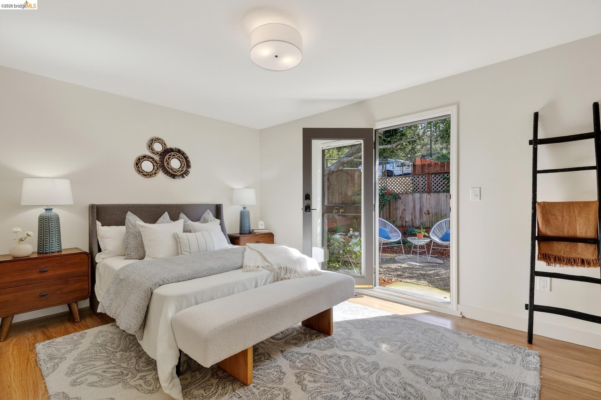 Detail Gallery Image 49 of 59 For 5914 Thornhill Drive, Oakland,  CA 94611 - 3 Beds | 2 Baths