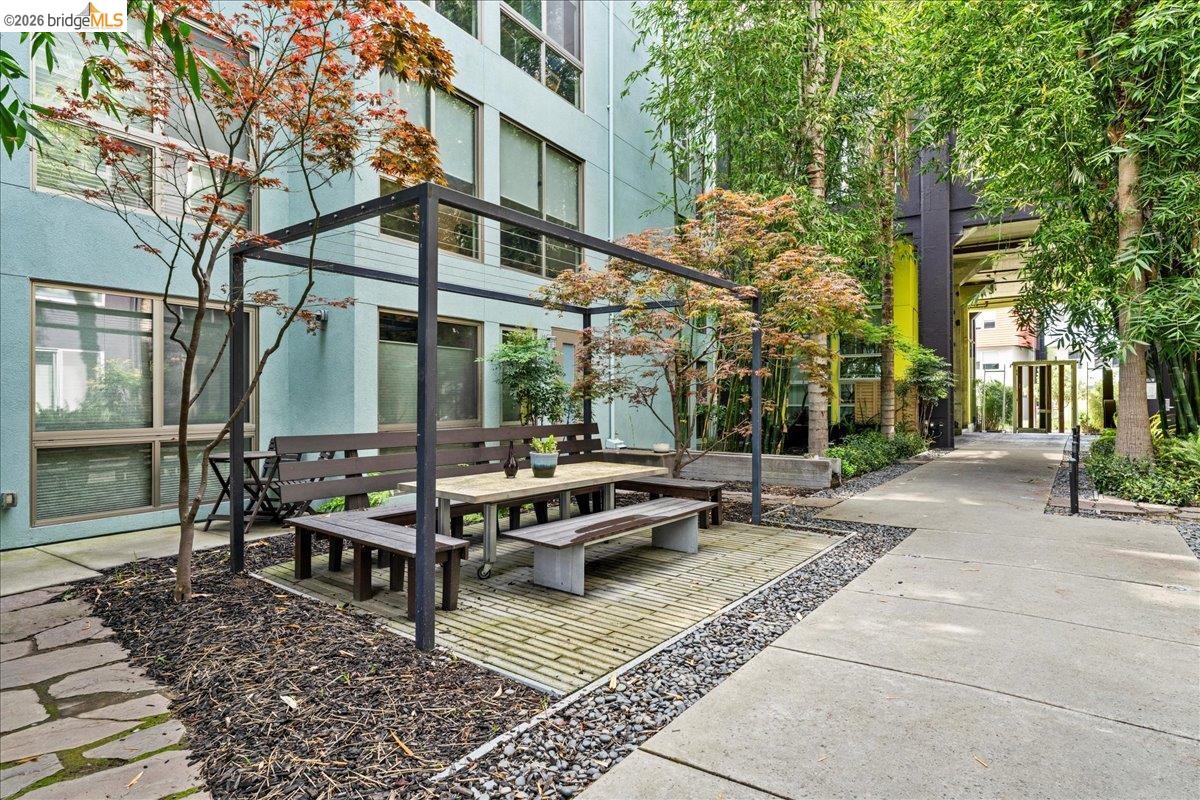 Photo #4: 41125105 Listing: Photo #4