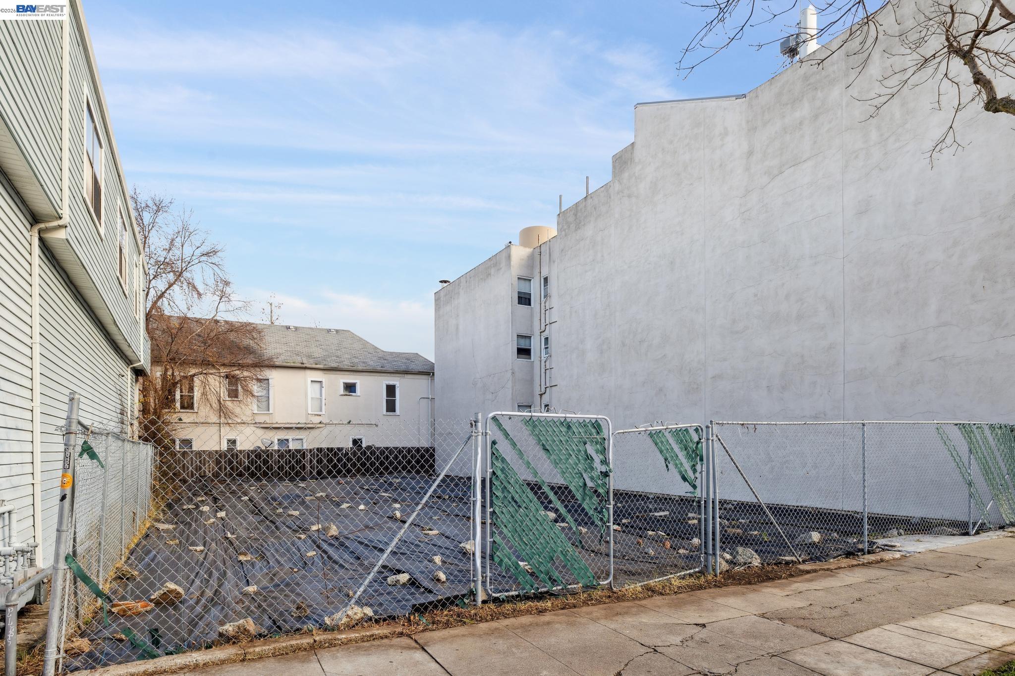 Detail Gallery Image 9 of 10 For 1217 Lincoln Avenue, Alameda,  CA 94501 - – Beds | – Baths