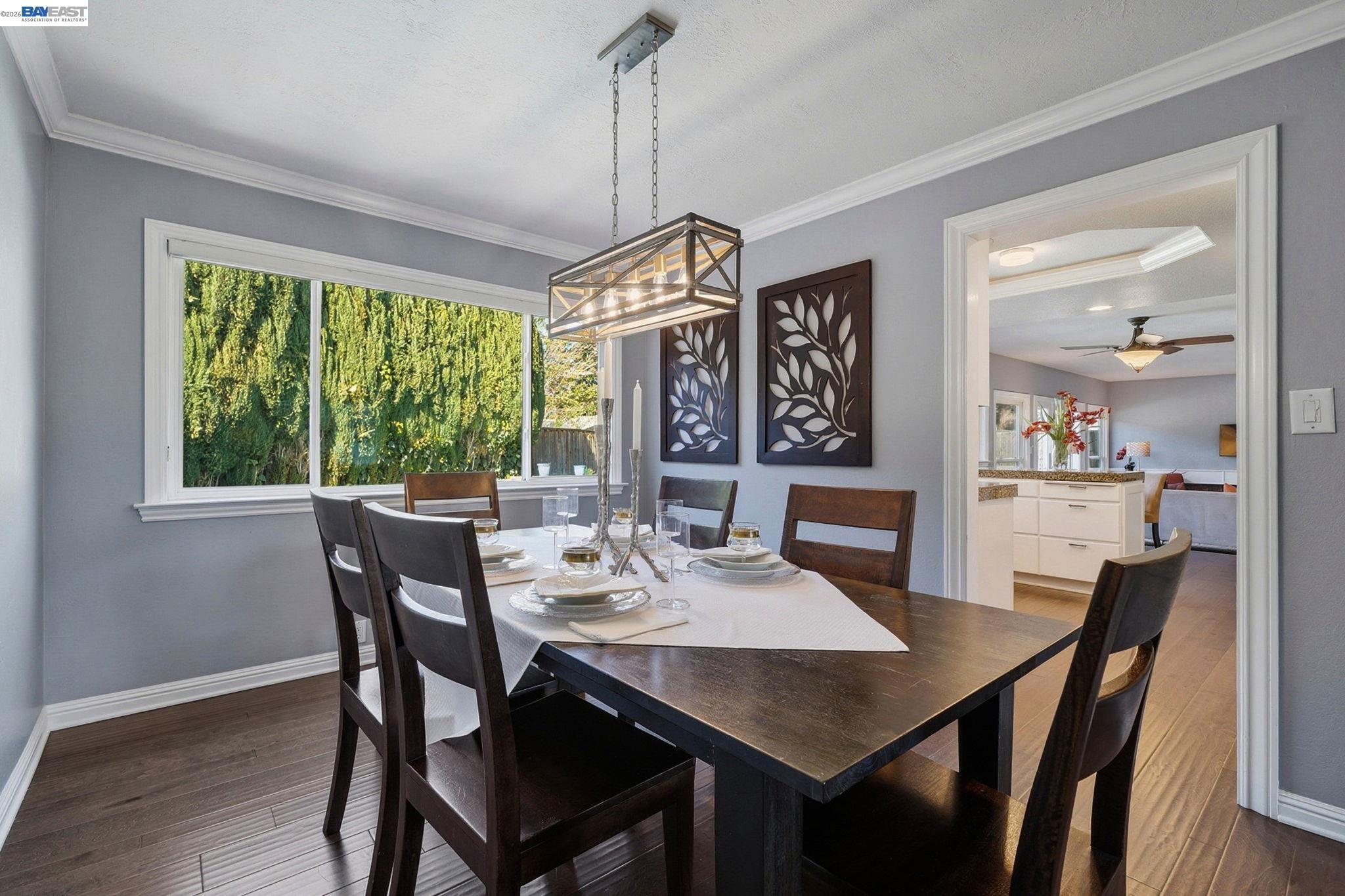 Detail Gallery Image 11 of 51 For 4823 Pipit Court, Pleasanton,  CA 94566 - 5 Beds | 2/1 Baths