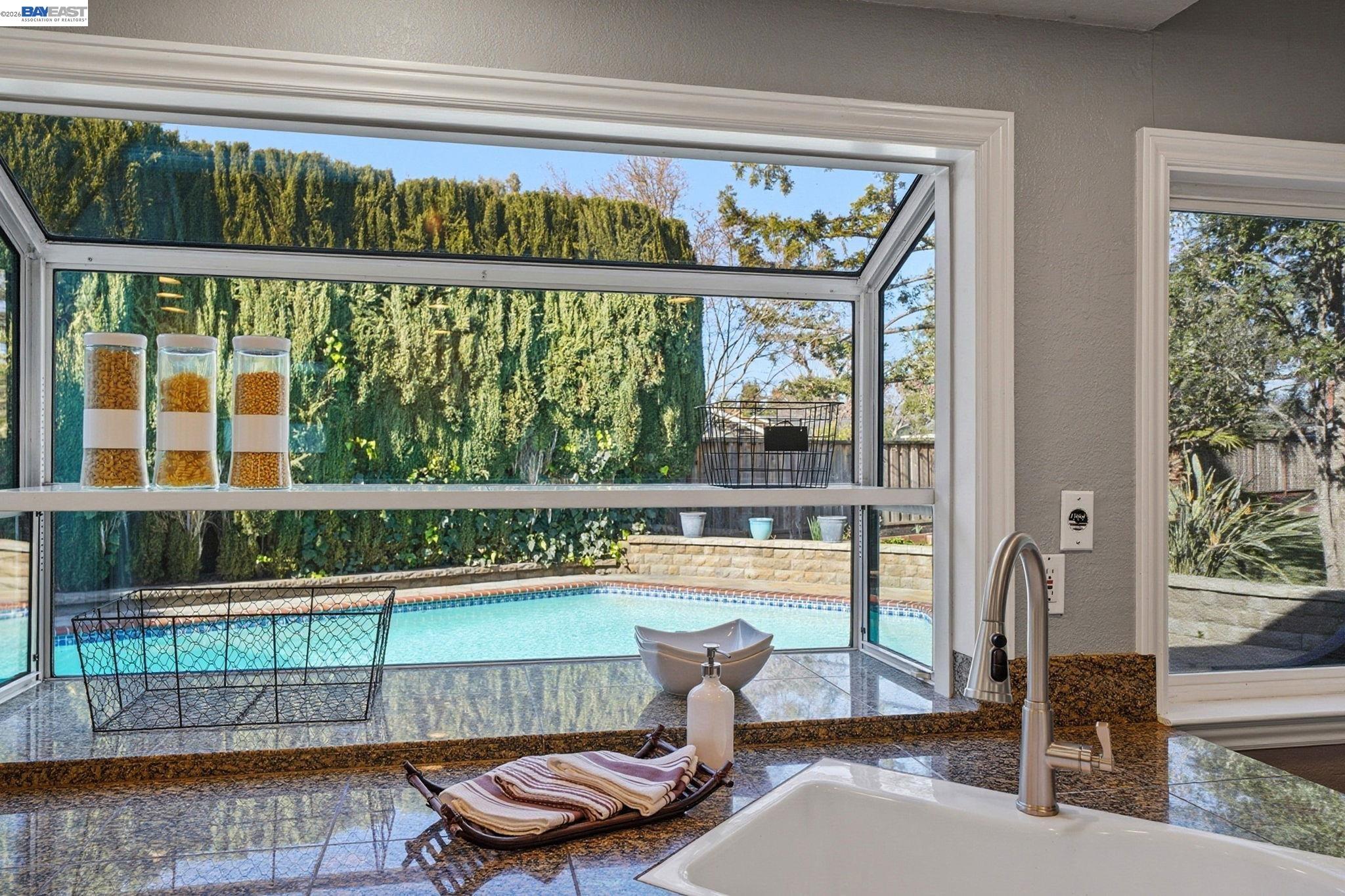 Detail Gallery Image 18 of 51 For 4823 Pipit Court, Pleasanton,  CA 94566 - 5 Beds | 2/1 Baths