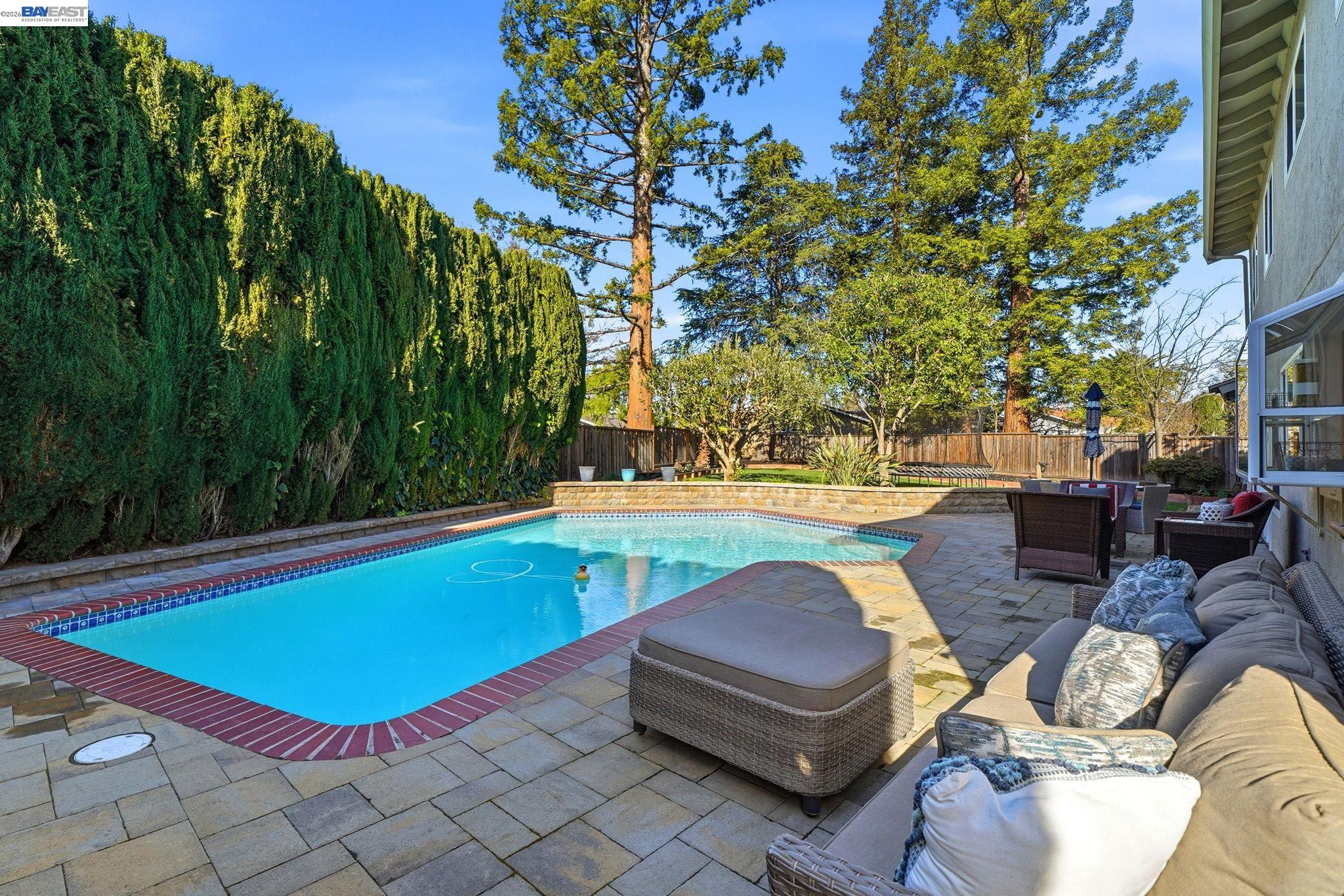Detail Gallery Image 25 of 51 For 4823 Pipit Court, Pleasanton,  CA 94566 - 5 Beds | 2/1 Baths