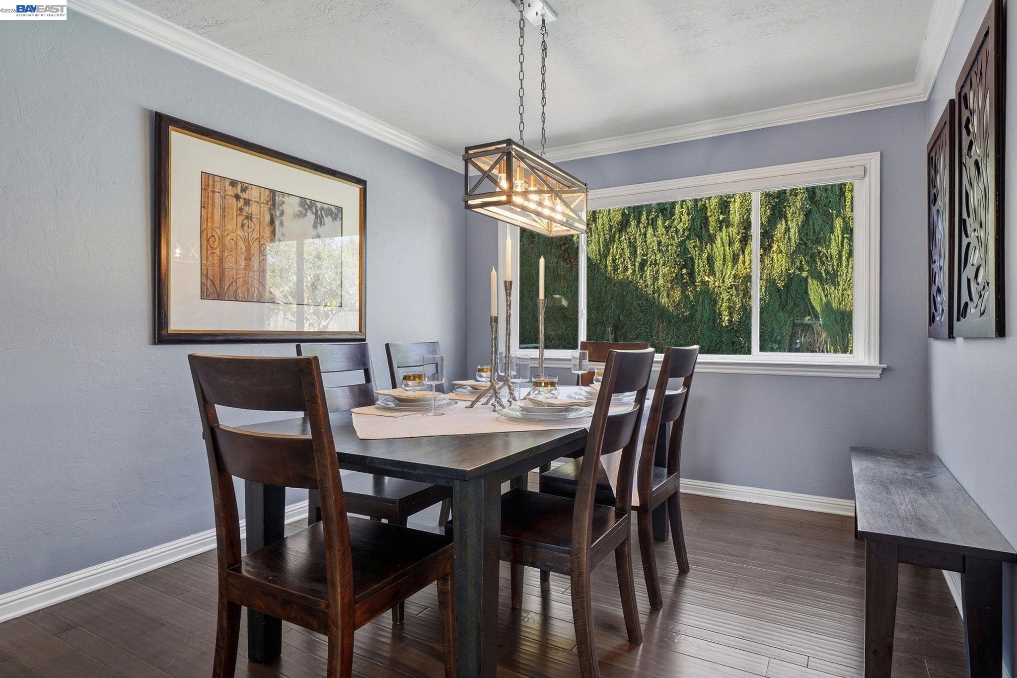 Detail Gallery Image 8 of 51 For 4823 Pipit Court, Pleasanton,  CA 94566 - 5 Beds | 2/1 Baths