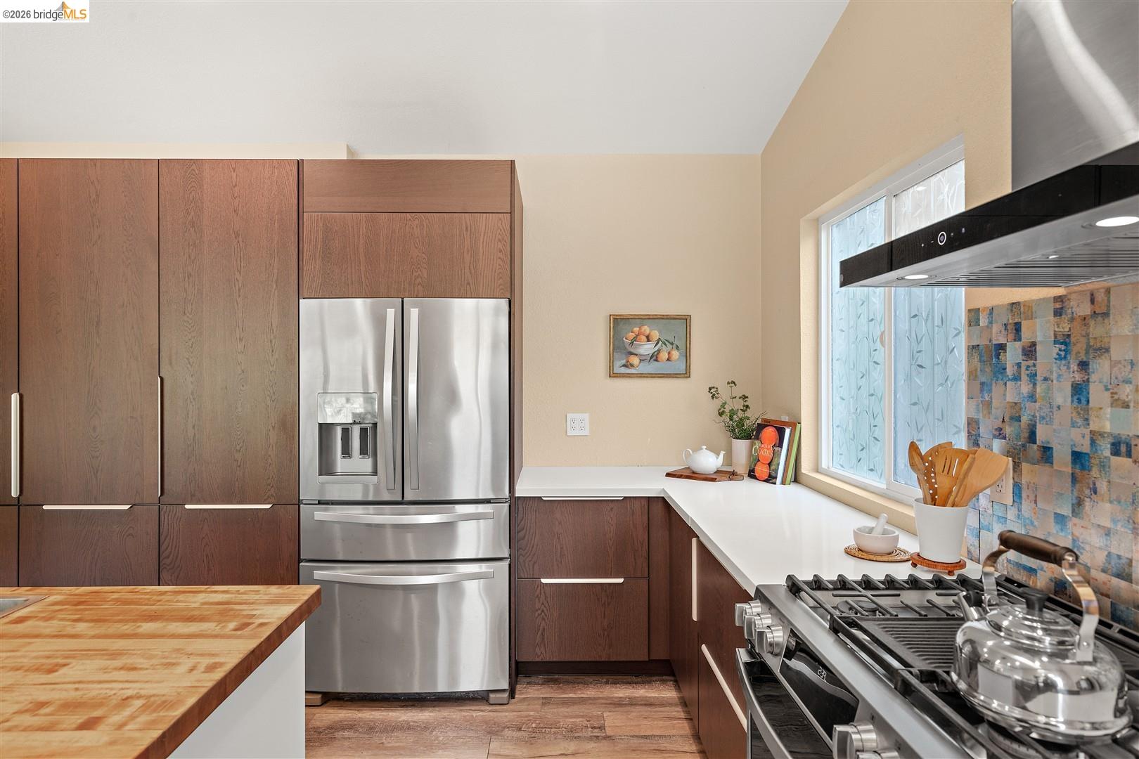 Detail Gallery Image 19 of 60 For 6065 Dimm Way, Richmond,  CA 94805 - 5 Beds | 4/1 Baths