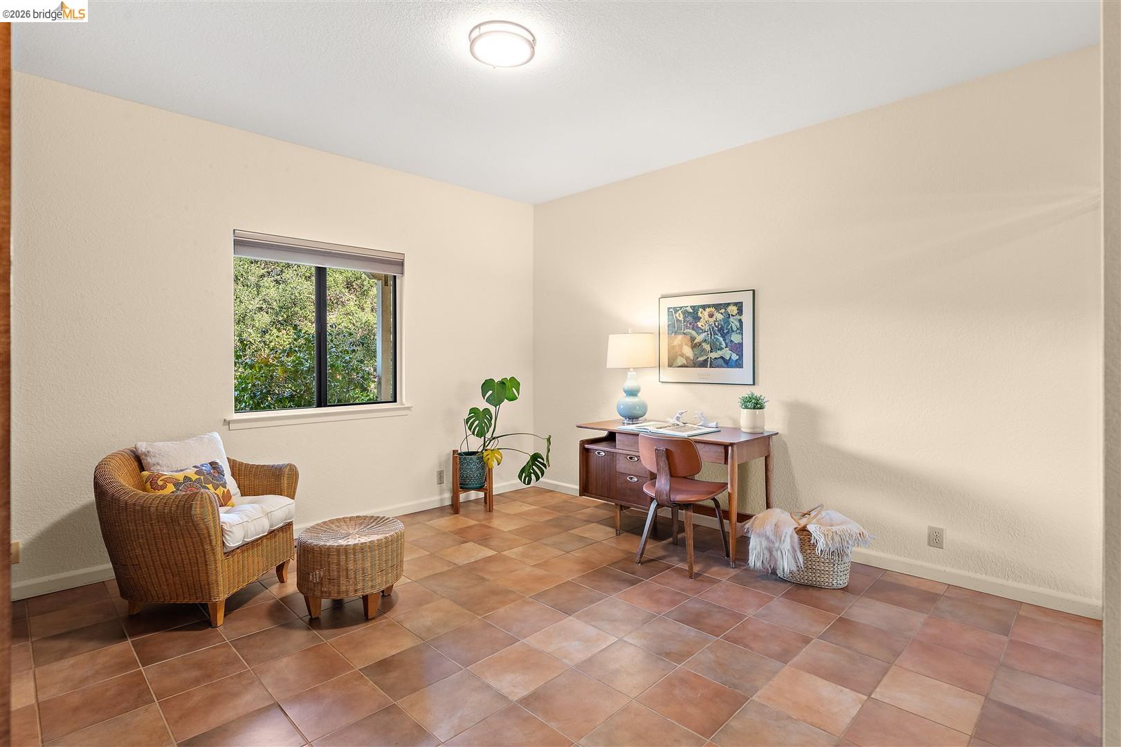 Detail Gallery Image 42 of 60 For 6065 Dimm Way, Richmond,  CA 94805 - 5 Beds | 4/1 Baths