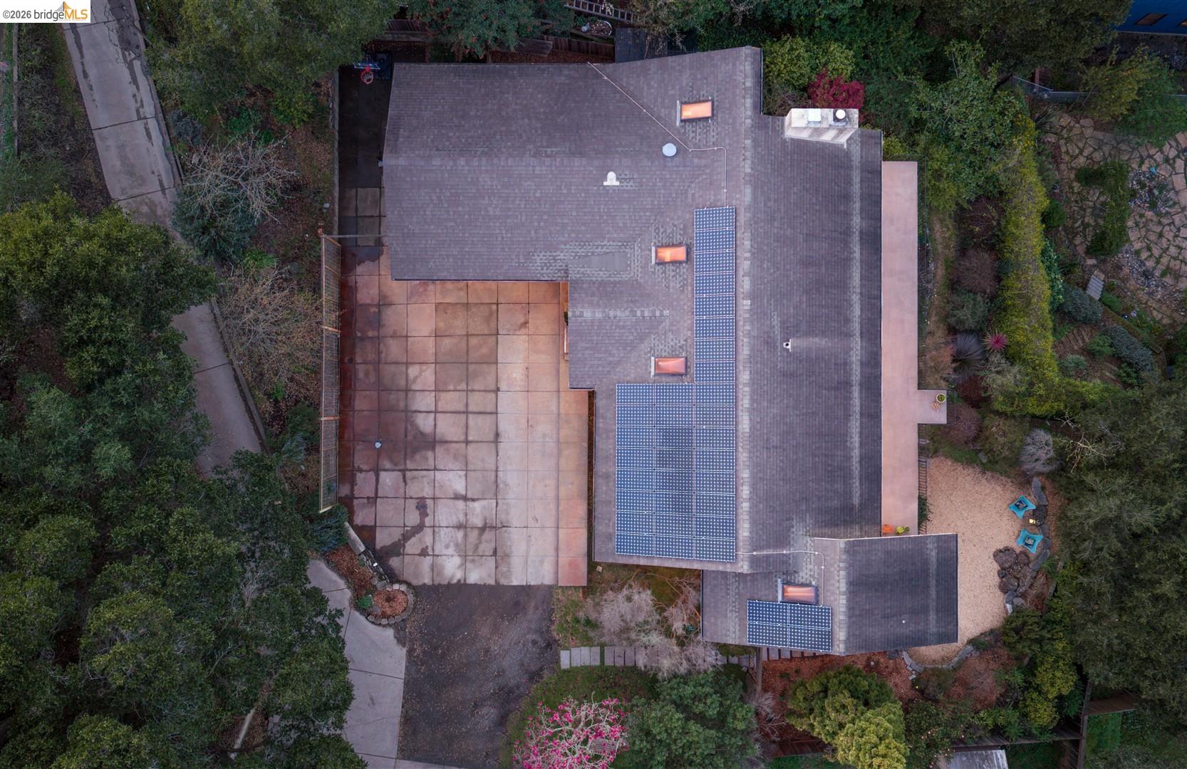 Detail Gallery Image 60 of 60 For 6065 Dimm Way, Richmond,  CA 94805 - 5 Beds | 4/1 Baths