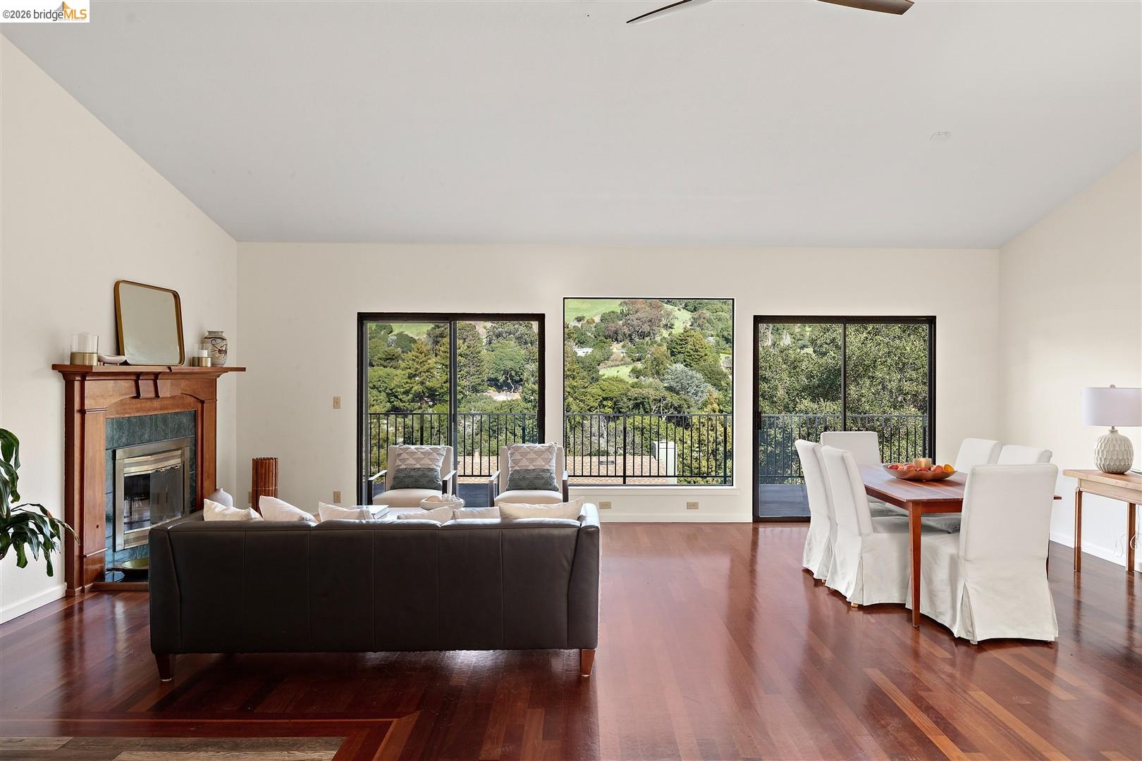 Detail Gallery Image 10 of 60 For 6065 Dimm Way, Richmond,  CA 94805 - 5 Beds | 4/1 Baths