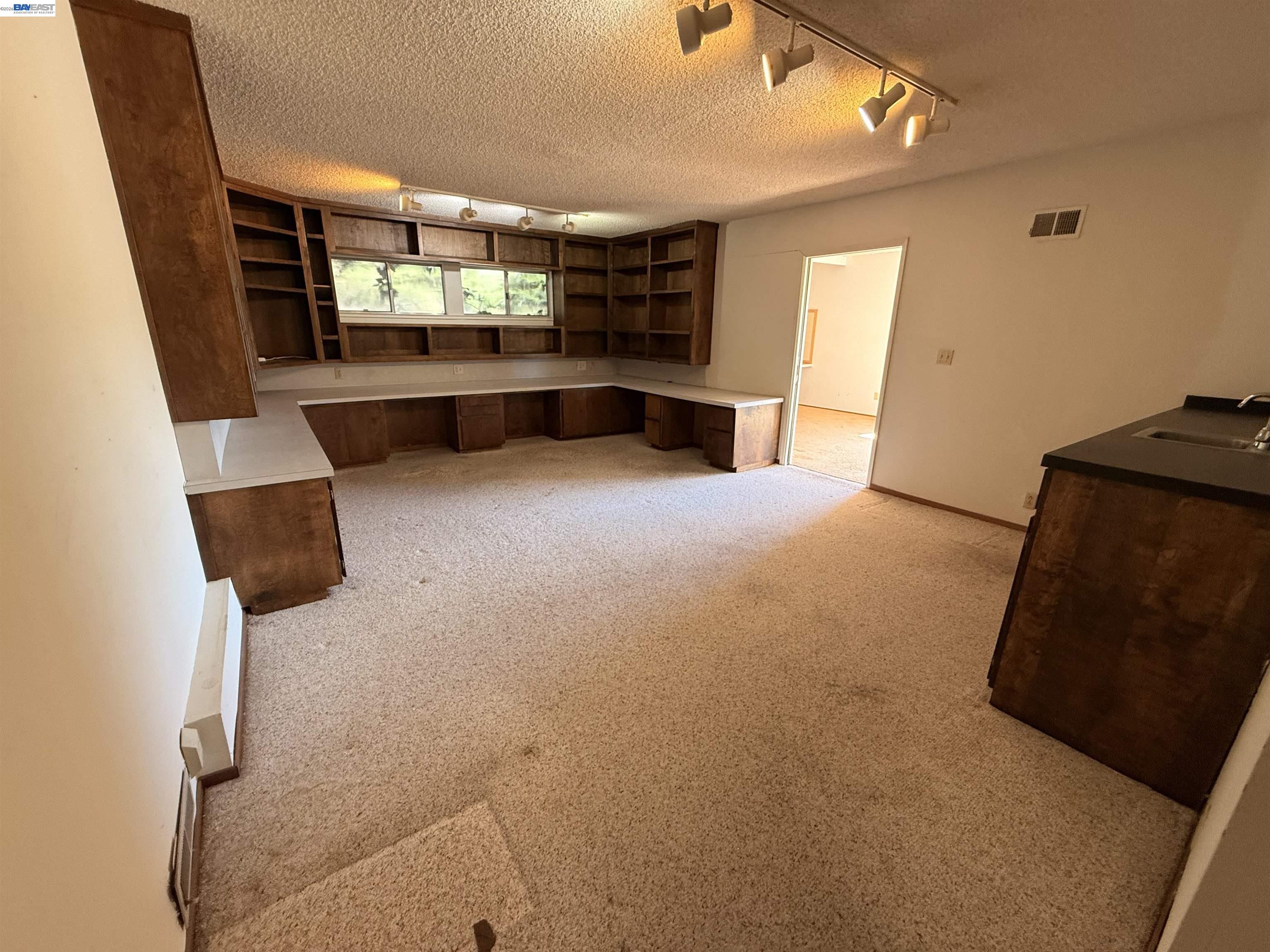 Detail Gallery Image 18 of 32 For 37 Pulido Ct, Danville,  CA 94526 - 4 Beds | 2 Baths