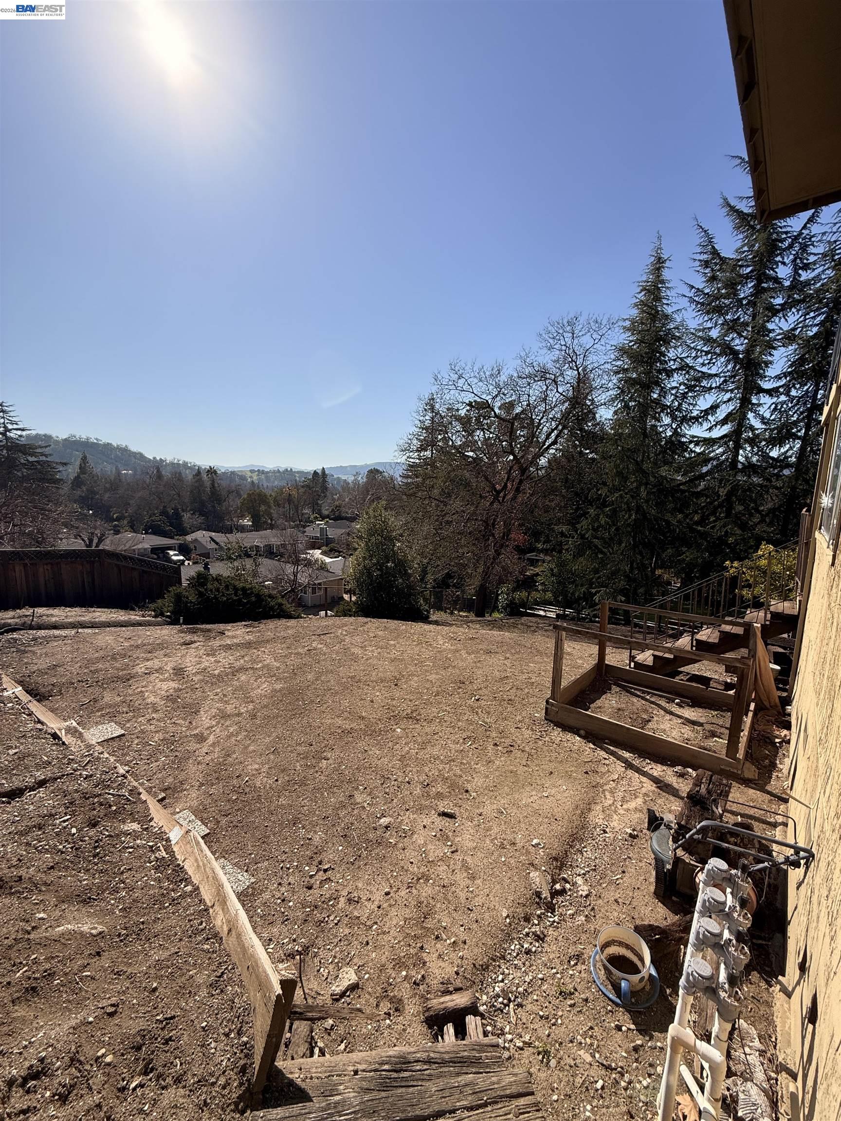 Detail Gallery Image 7 of 32 For 37 Pulido Ct, Danville,  CA 94526 - 4 Beds | 2 Baths