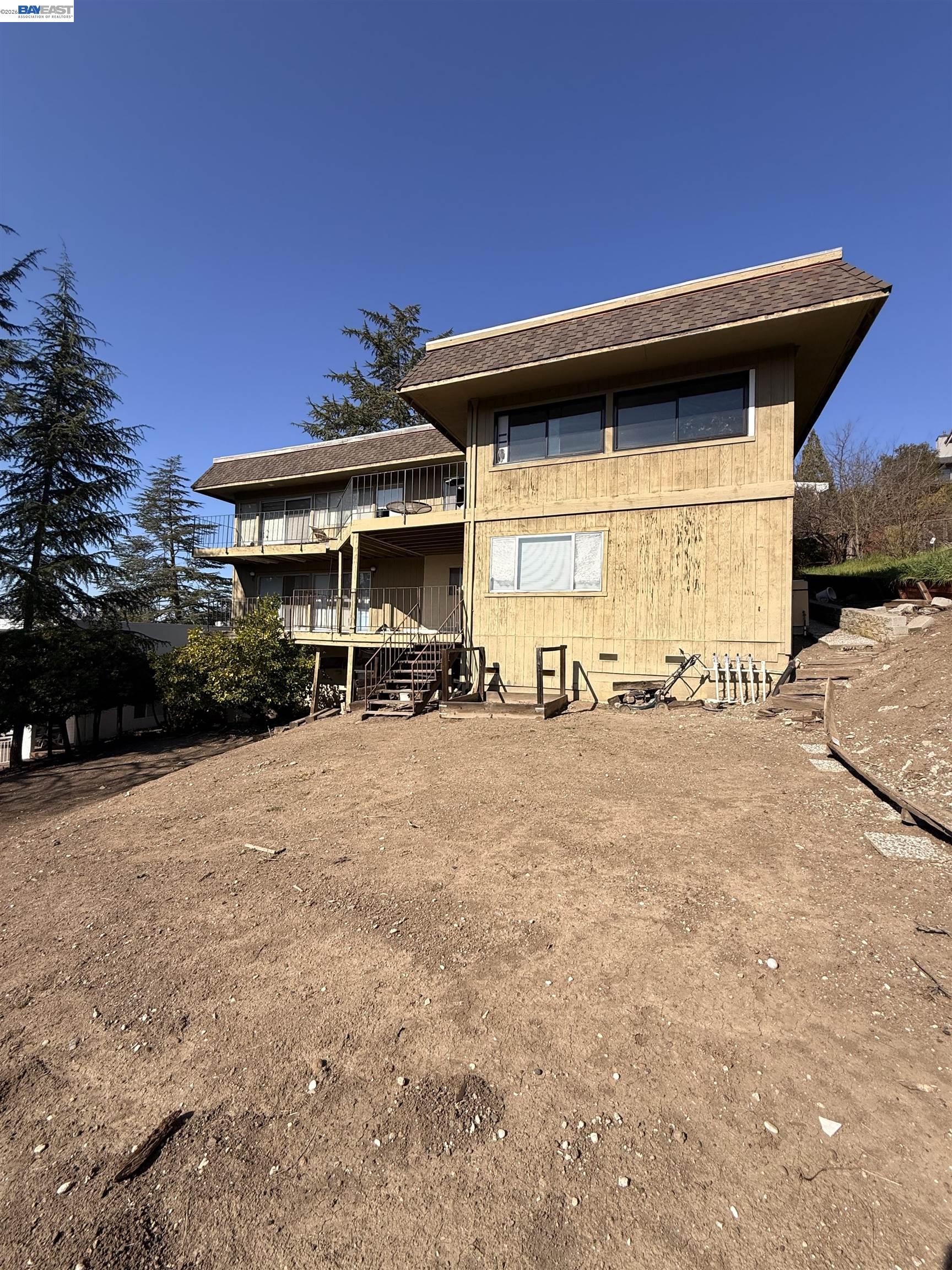 Detail Gallery Image 8 of 32 For 37 Pulido Ct, Danville,  CA 94526 - 4 Beds | 2 Baths