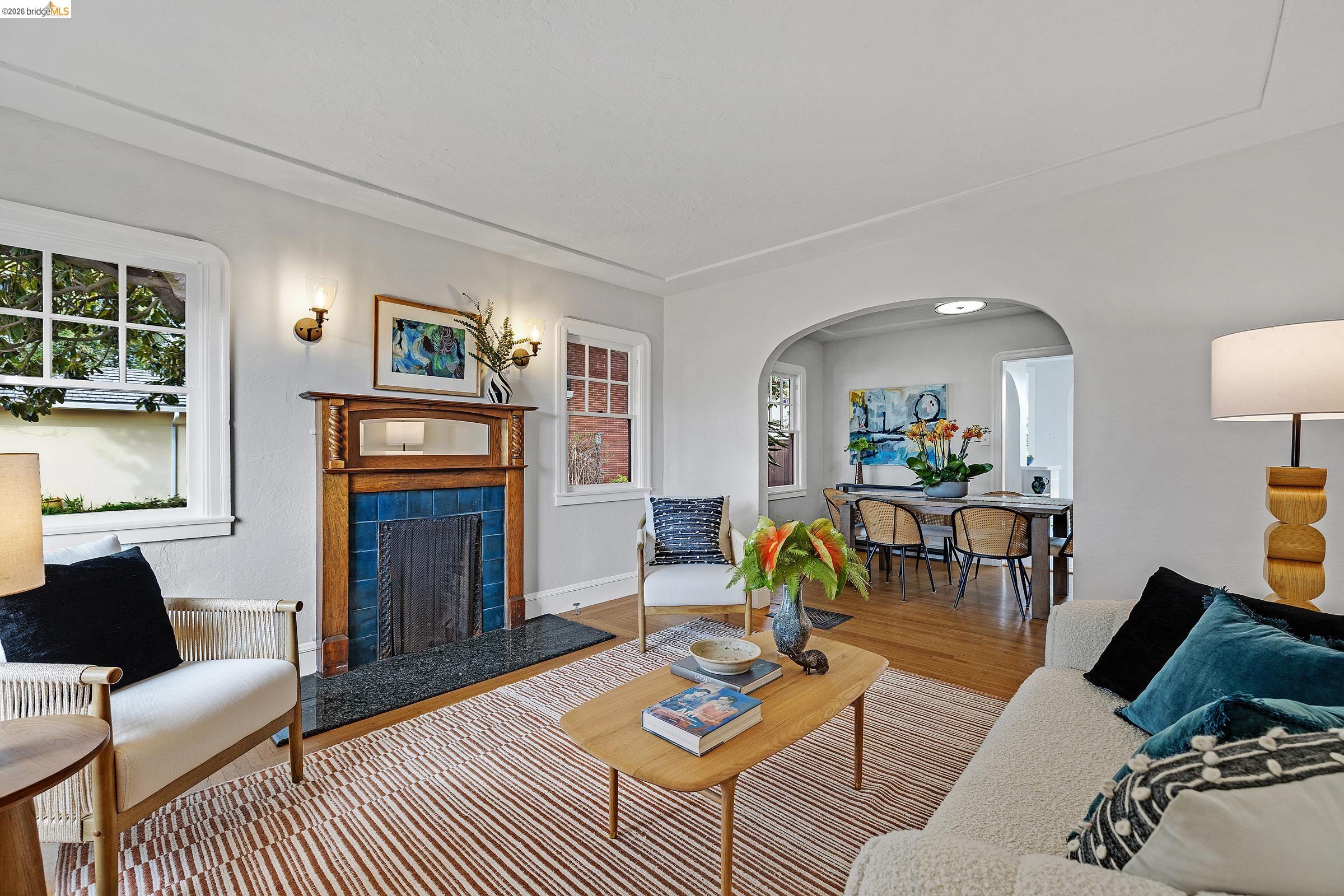 Detail Gallery Image 5 of 43 For 658 32nd St, Richmond,  CA 94804 - 2 Beds | 1 Baths