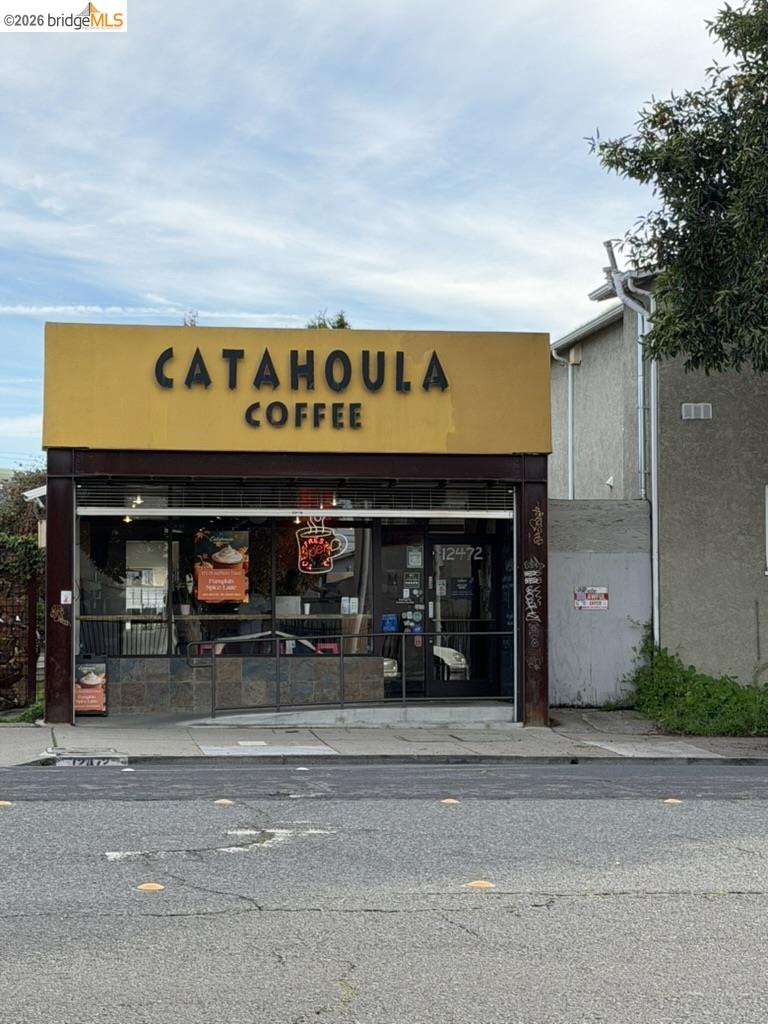 Detail Gallery Image 41 of 43 For 658 32nd St, Richmond,  CA 94804 - 2 Beds | 1 Baths