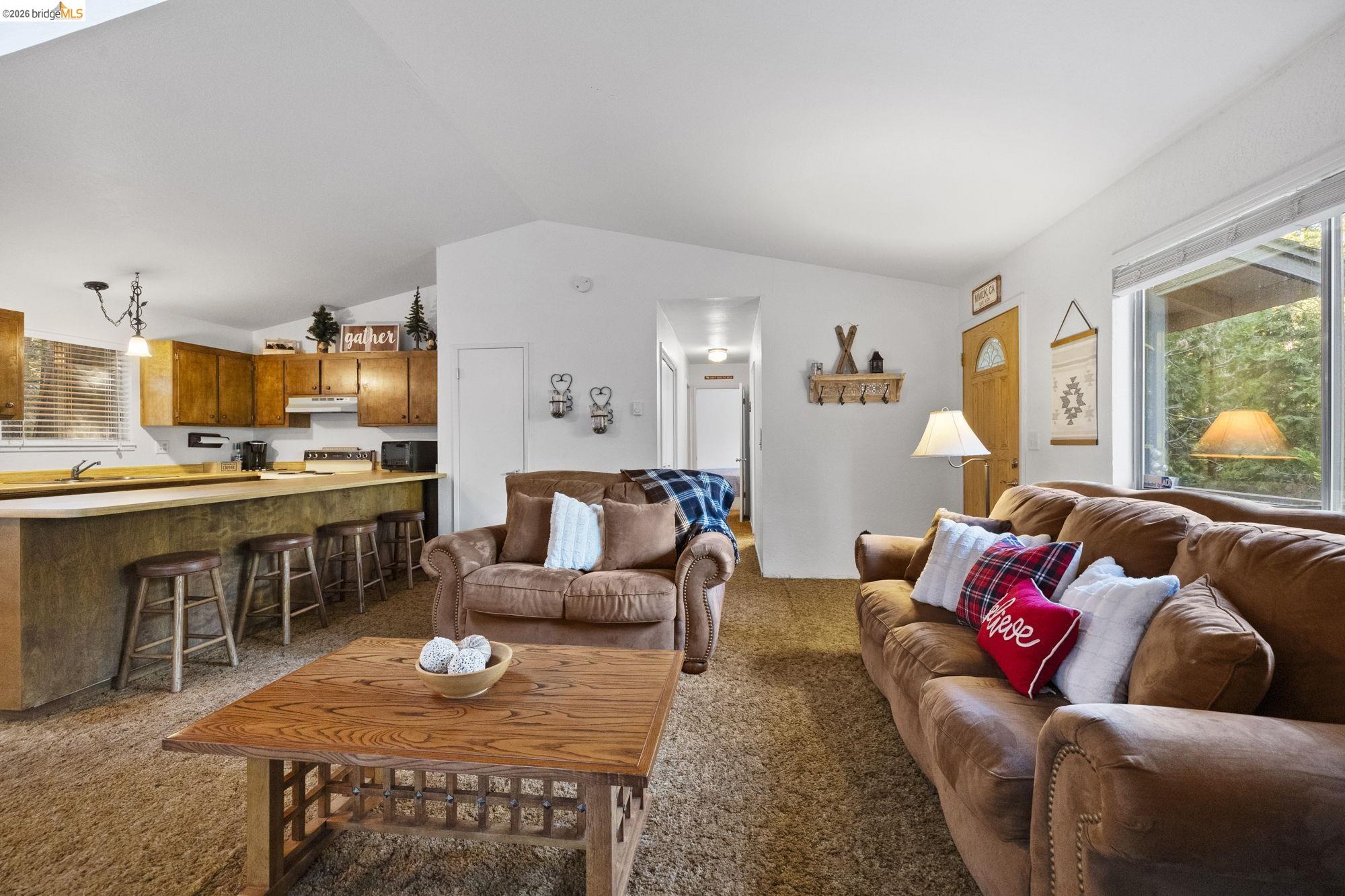 Detail Gallery Image 5 of 21 For 24021 Wakalu, Mi Wuk Village,  CA 95346 - 2 Beds | 2 Baths