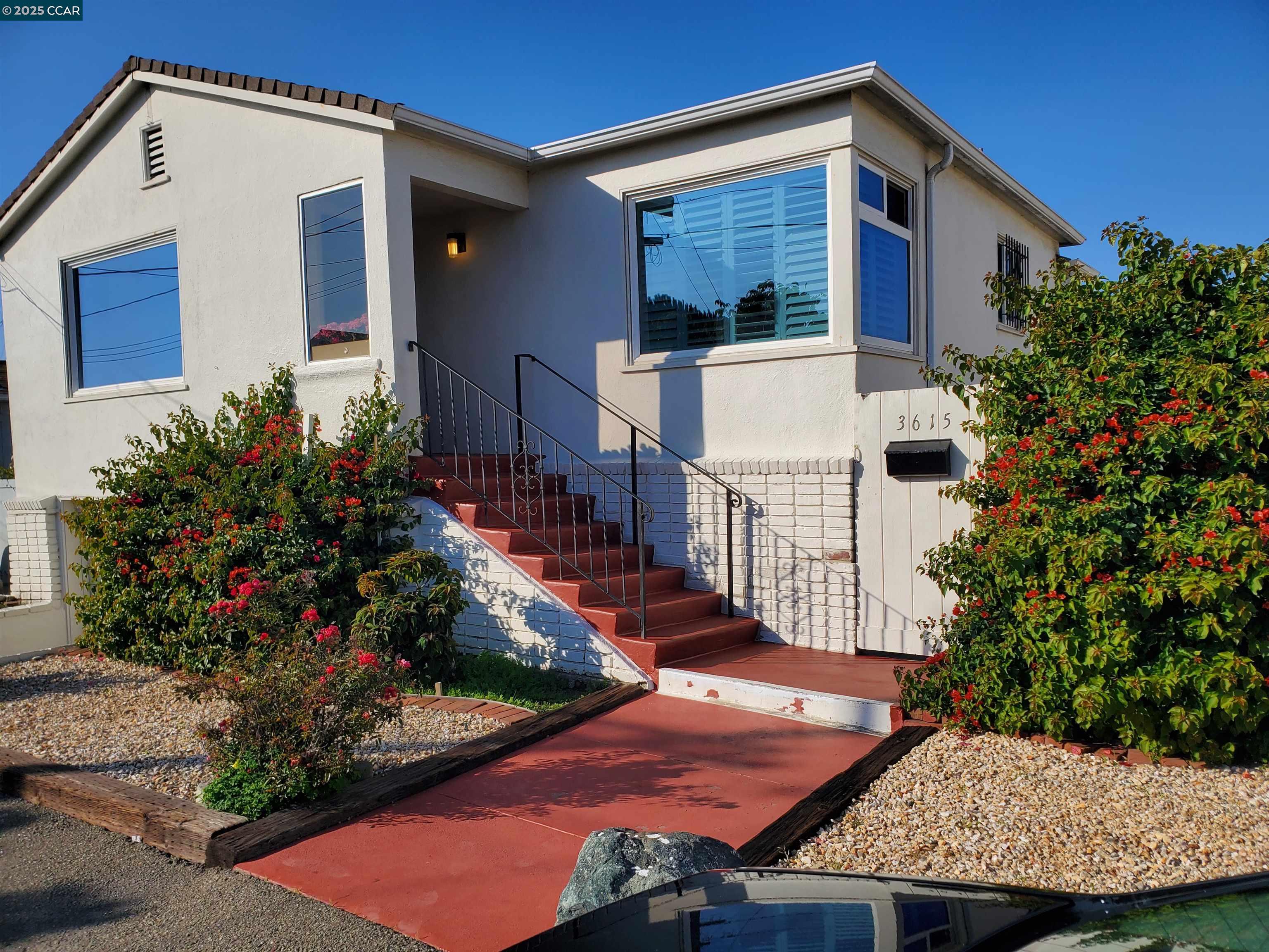 Front Image Thumbnail for CC41125115