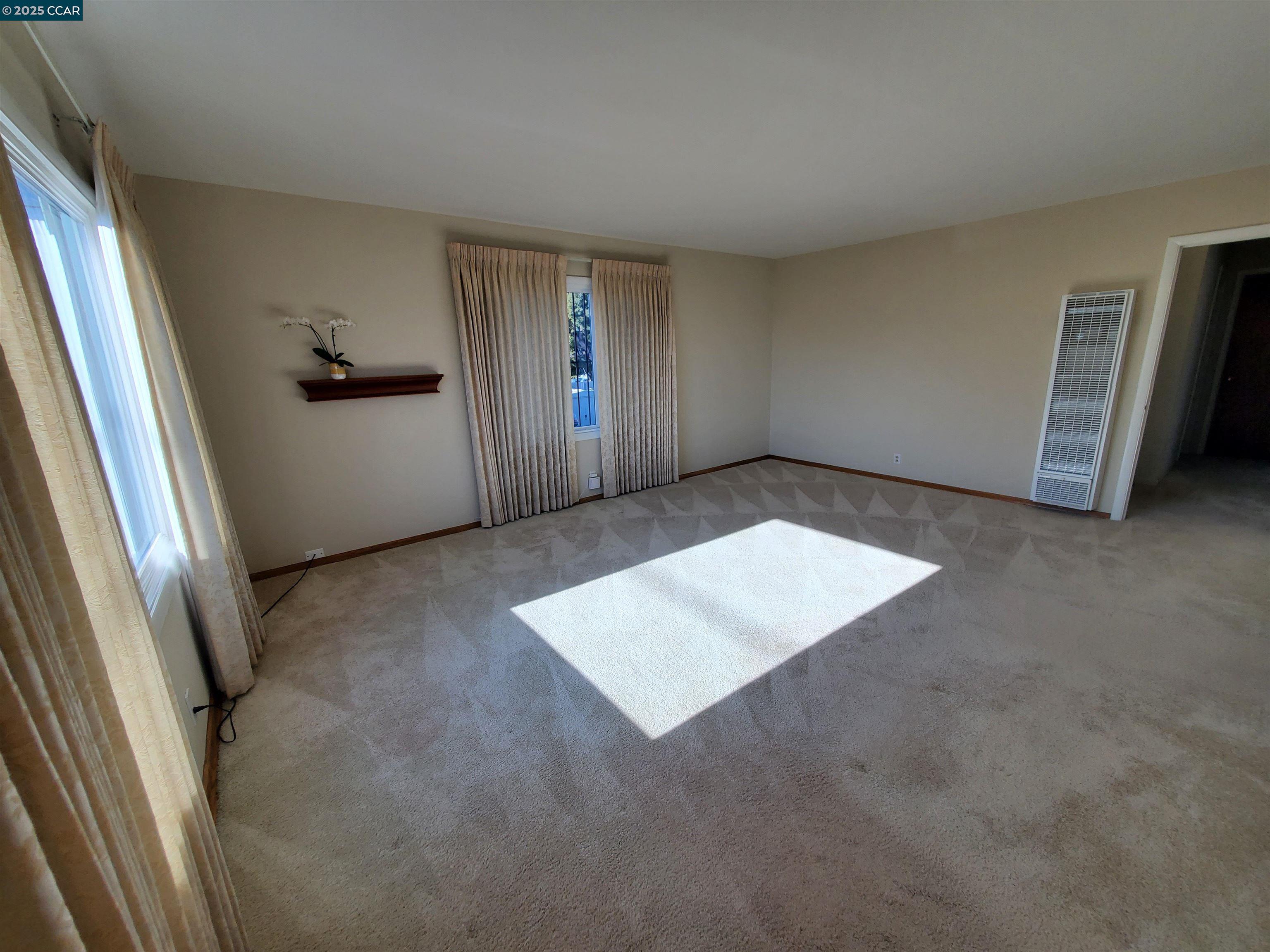 Detail Gallery Image 4 of 24 For 3615 Natalie Ct, Richmond,  CA 94805 - 2 Beds | 1/1 Baths