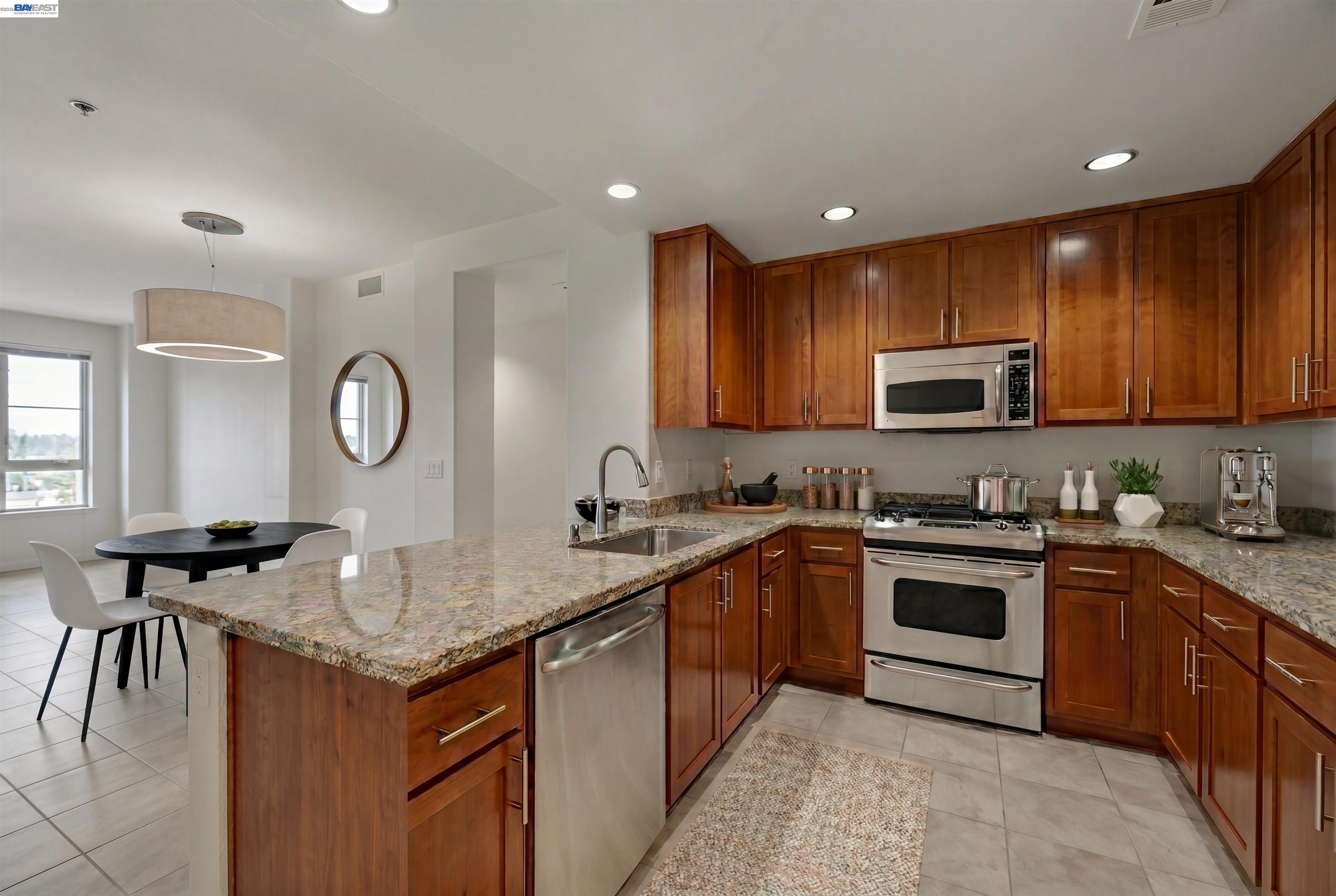 Condos For Sale in Oakland, CA