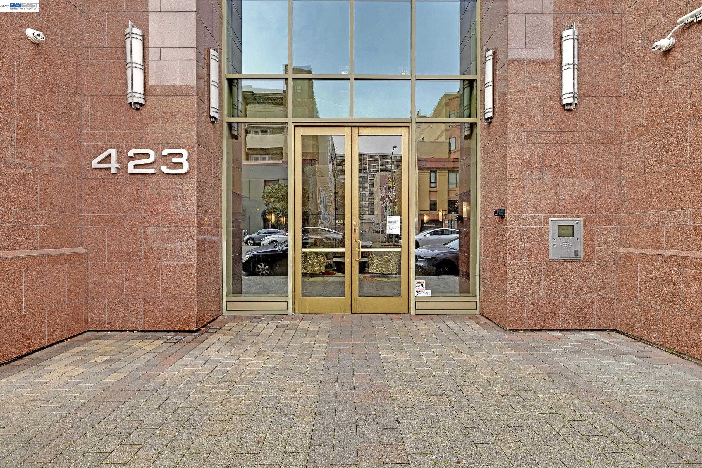 Photo #2: 41125116 Listing: Photo #2