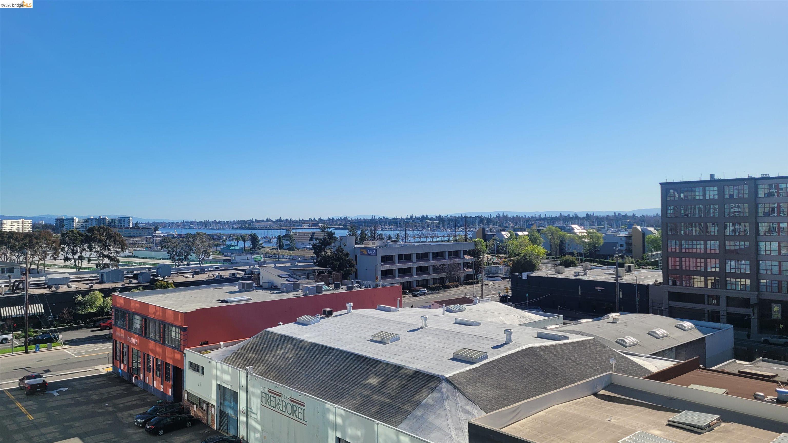 Detail Gallery Image 4 of 35 For 311 Oak St #735,  Oakland,  CA 94607 - 1 Beds | 1 Baths