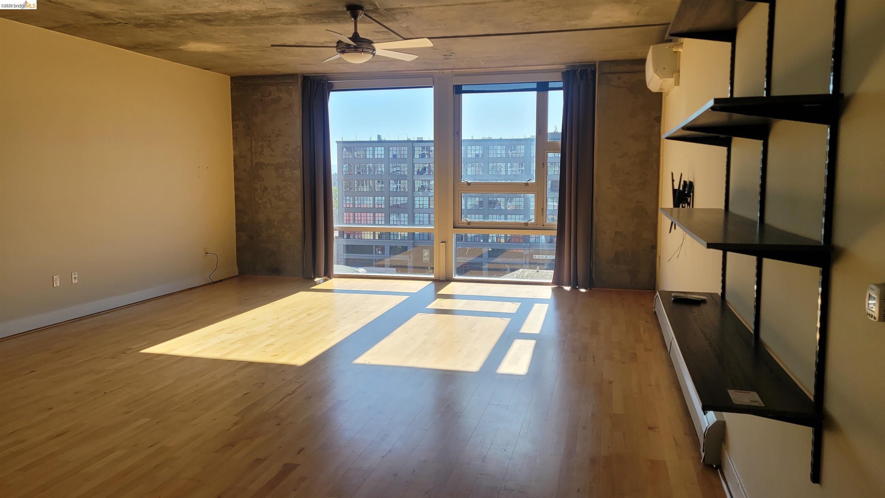 Detail Gallery Image 9 of 35 For 311 Oak St #735,  Oakland,  CA 94607 - 1 Beds | 1 Baths