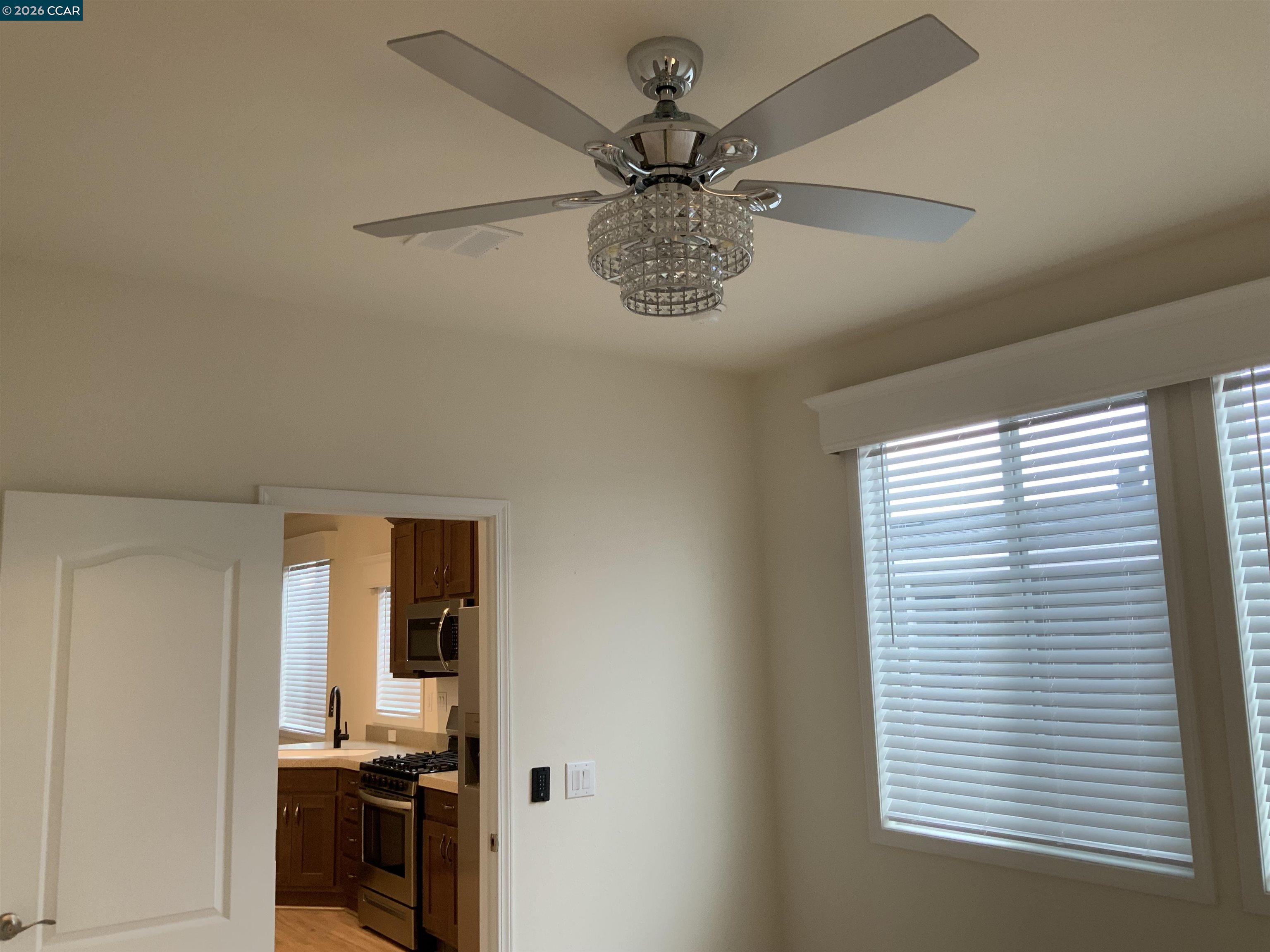 Detail Gallery Image 14 of 32 For 65 Pali Way, Pittsburg,  CA 94565 - 2 Beds | 2 Baths