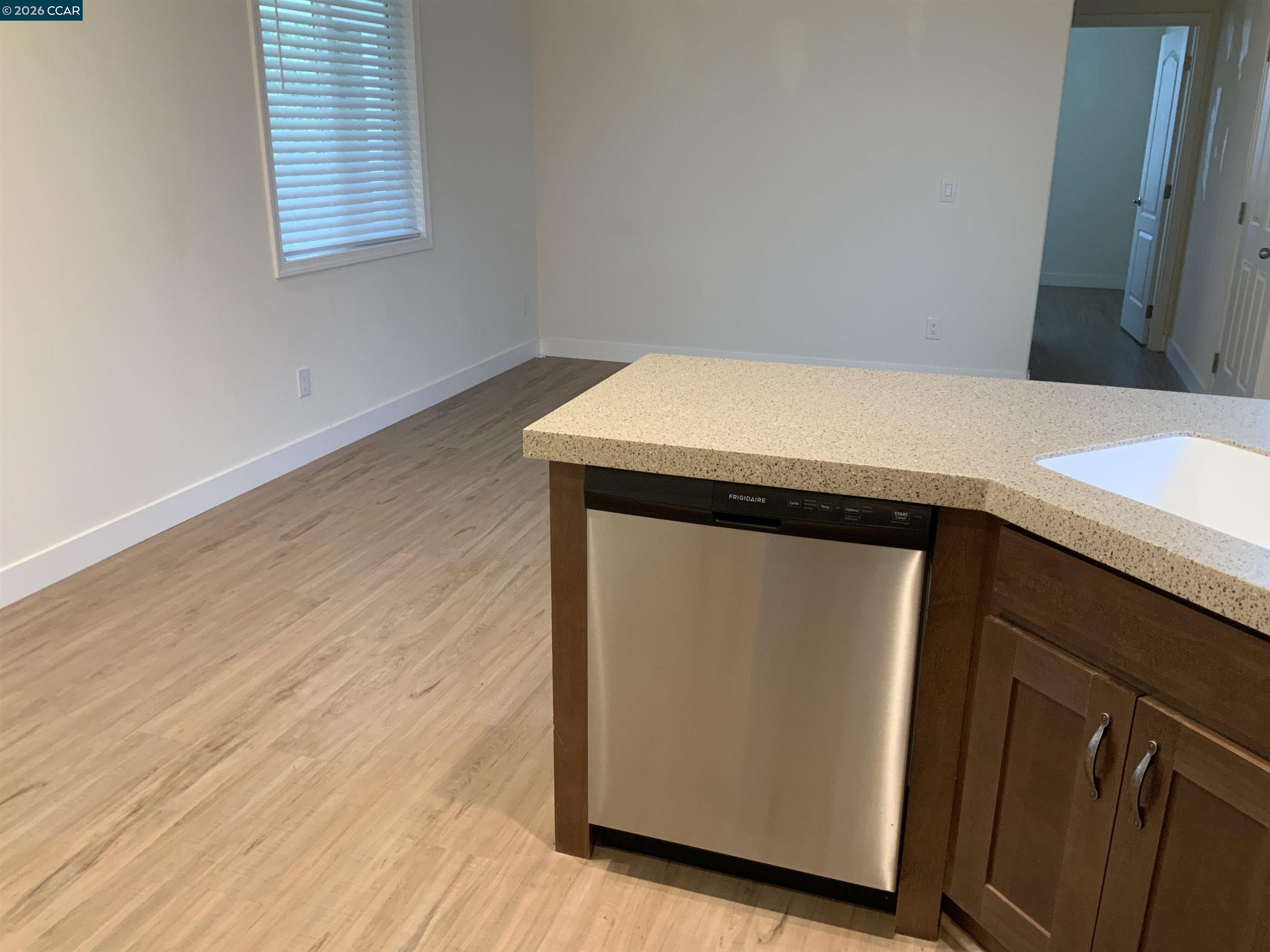 Detail Gallery Image 9 of 32 For 65 Pali Way, Pittsburg,  CA 94565 - 2 Beds | 2 Baths