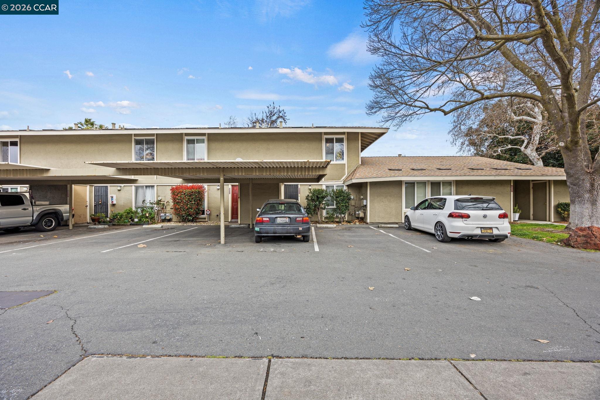 Detail Gallery Image 18 of 18 For 2069 Olivera Rd #E,  Concord,  CA 94520 - 2 Beds | 1/1 Baths