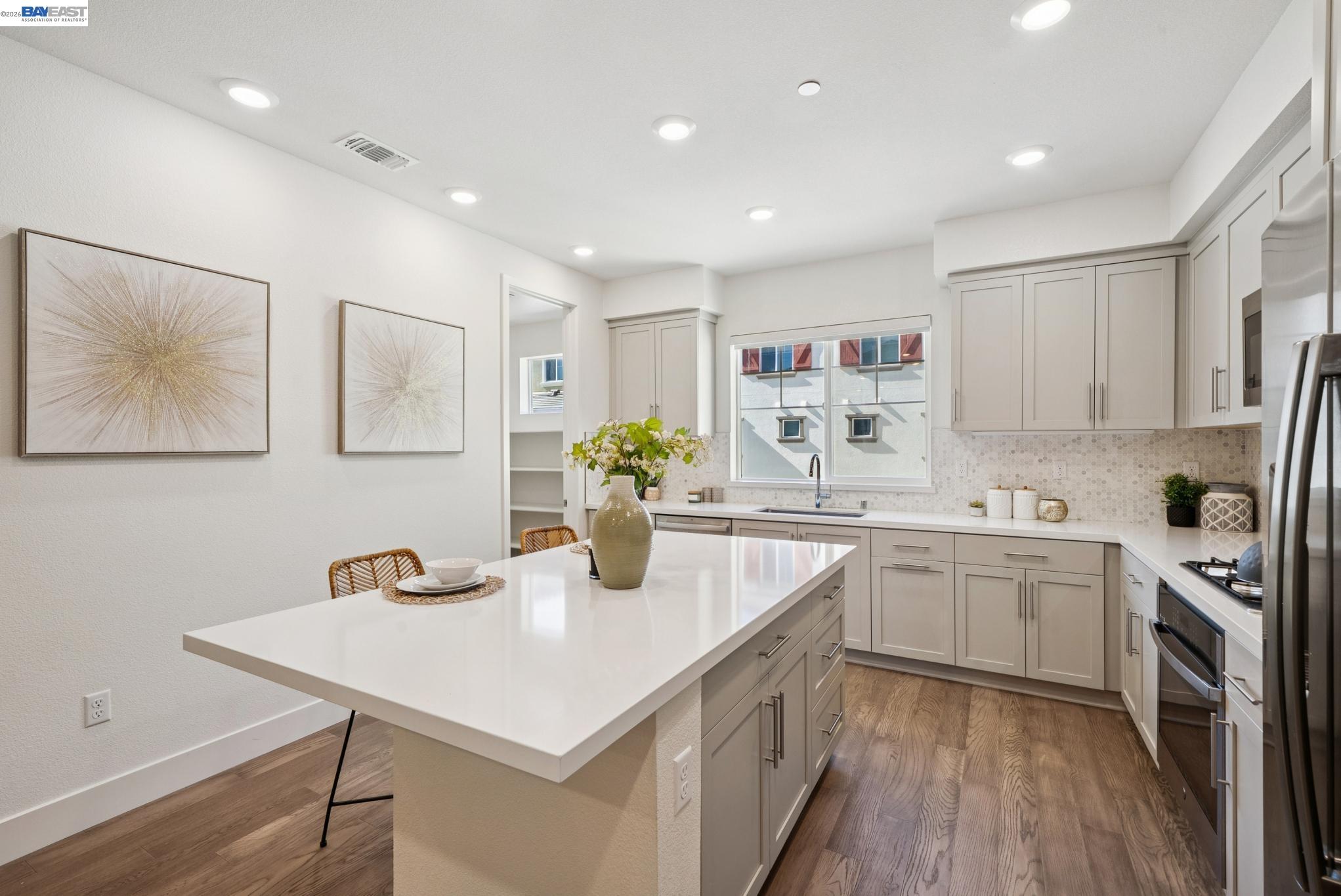 Detail Gallery Image 15 of 55 For 57109 via Vicenza, San Ramon,  CA 94583 - 3 Beds | 3/1 Baths