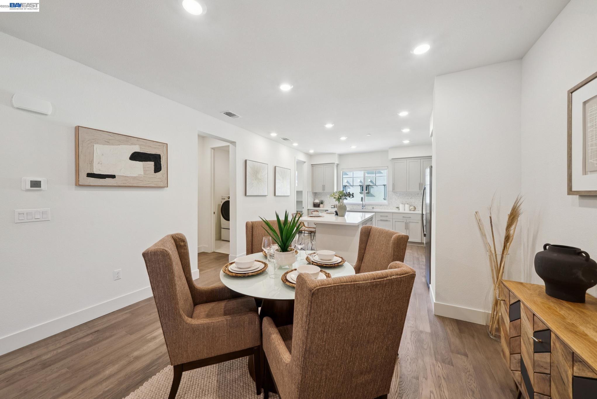 Detail Gallery Image 10 of 55 For 57109 via Vicenza, San Ramon,  CA 94583 - 3 Beds | 3/1 Baths