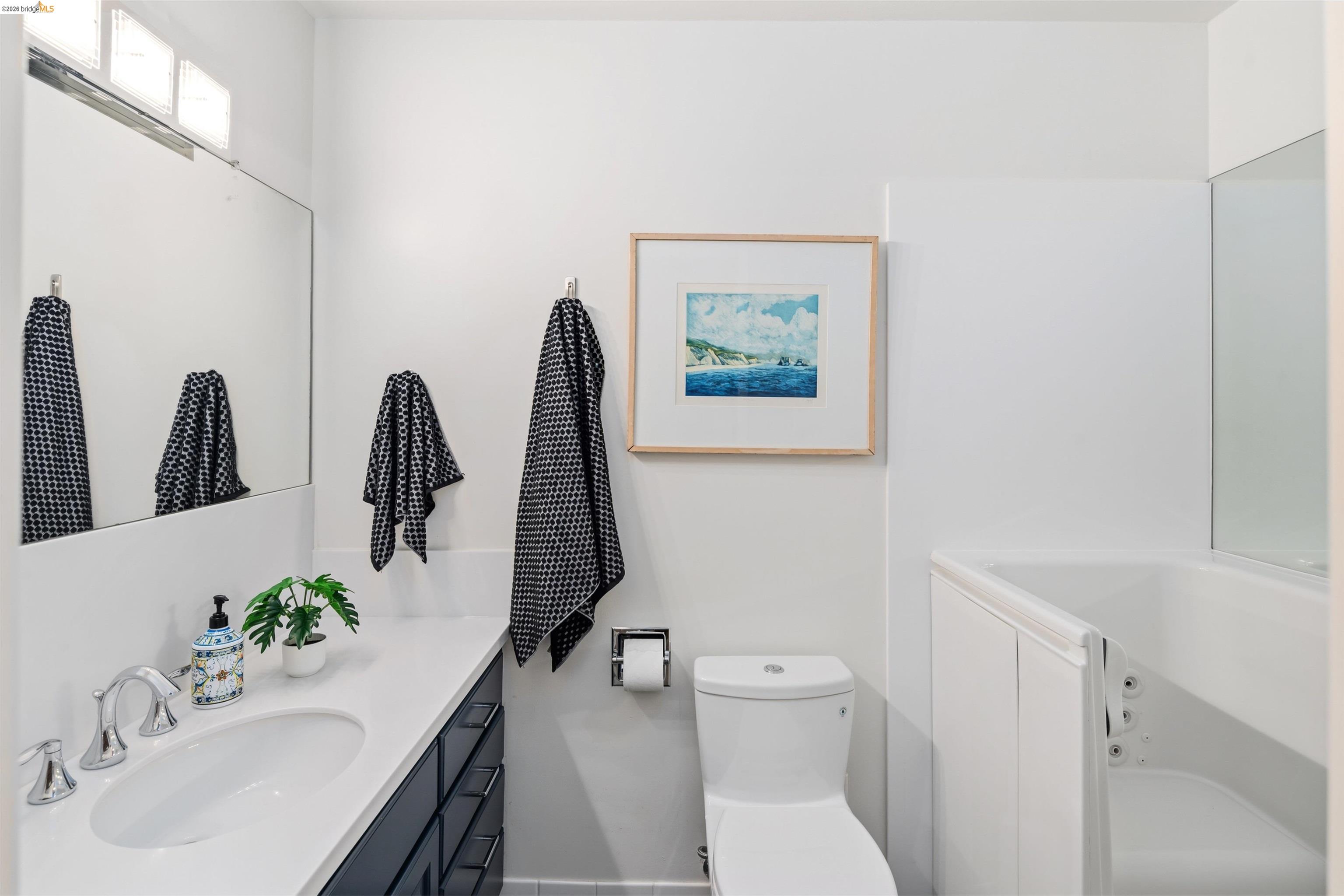 Photo #33: 41125123 Listing: Photo #33