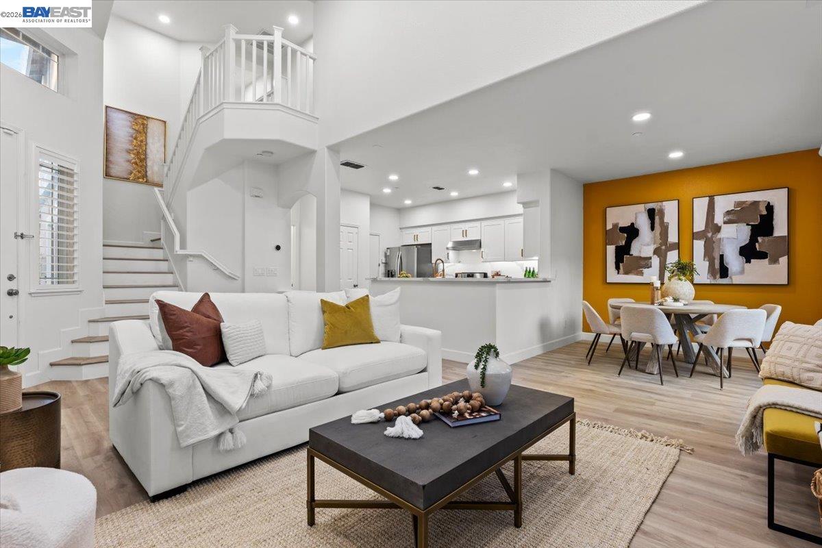 Front Image Thumbnail for BE41125124