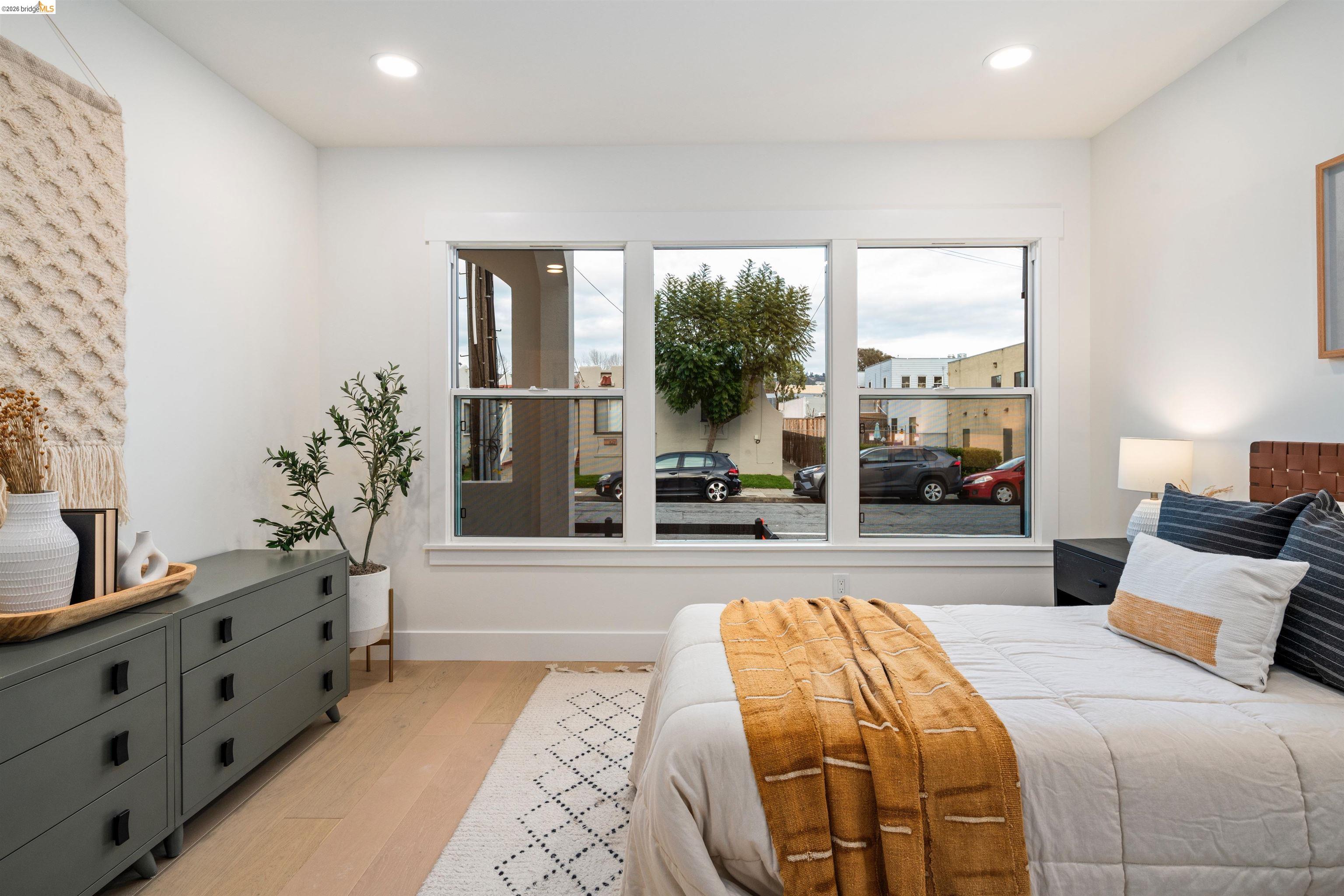 Detail Gallery Image 21 of 46 For 846 Adams St, Albany,  CA 94706 - 3 Beds | 2 Baths